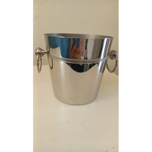 Seau À Glaçons occasion reconditionné disponible sur Rakuten