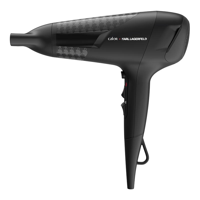 Sèche-cheveux Dc - Calor Yy5784ff Karl Lagerfeld Bon état - 19,98 € Sèche-cheveux Dc - Calor Yy5784ff Karl Lagerfeld Bon état reconditionné disponible sur Electro Depot