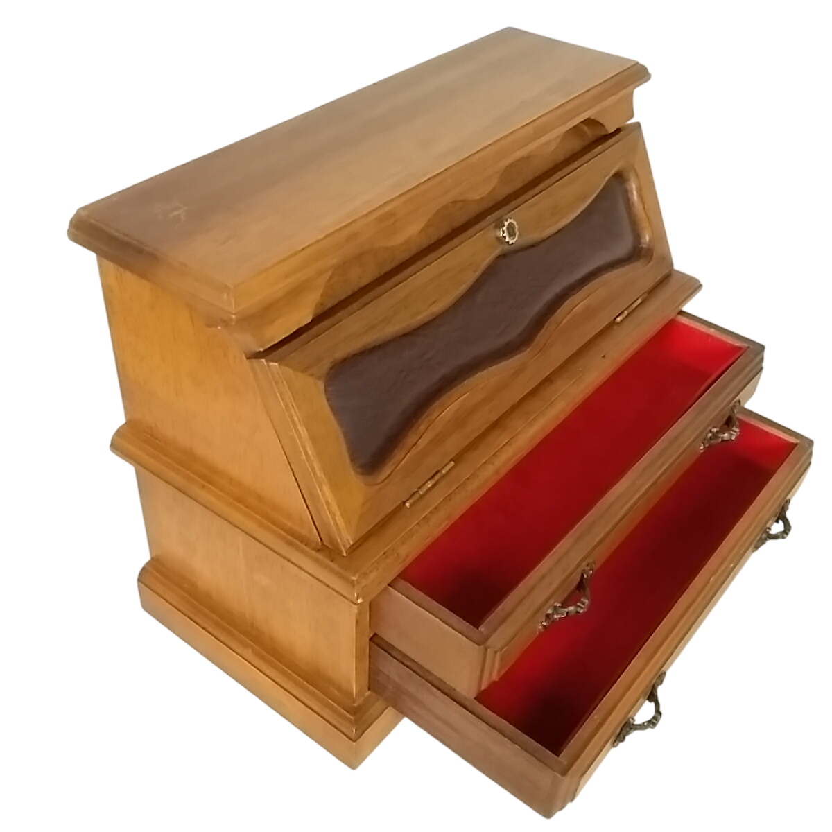 Acheter Secrétaire en bois pour poupées Très bon état - 23,20 € Secrétaire en bois pour poupées Très bon état reconditionné disponible sur Label Emmaüs