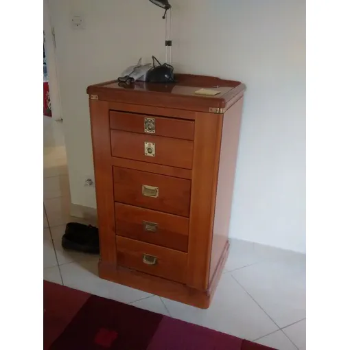 secrétaire laqué Bon état reconditionné disponible sur Rakuten