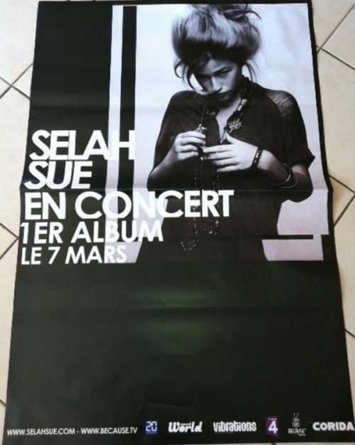 Selah Sue - 80x120 cm - AFFICHE / POSTER État correct - 17,99 € Selah Sue - 80x120 cm - AFFICHE / POSTER État correct reconditionné disponible sur Fnac