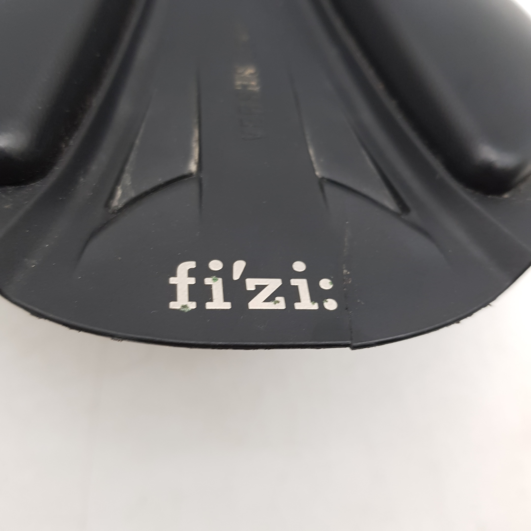 Voir photo 3 de Selle de vélo de route FIZIK Selle de vélo de route FIZIK Bon état reconditionné photo 3