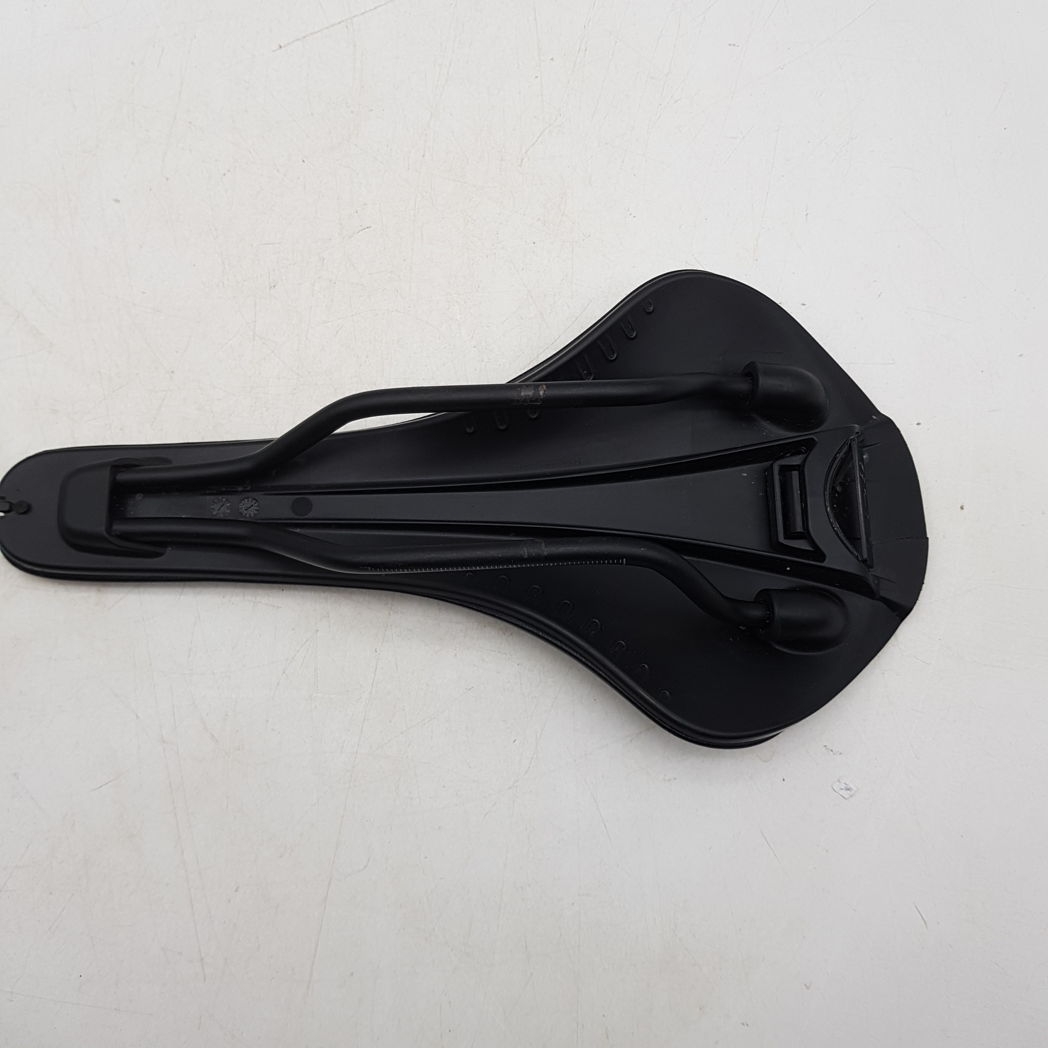 Voir photo 4 de Selle de vélo de route FIZIK Selle de vélo de route FIZIK Bon état reconditionné photo 4