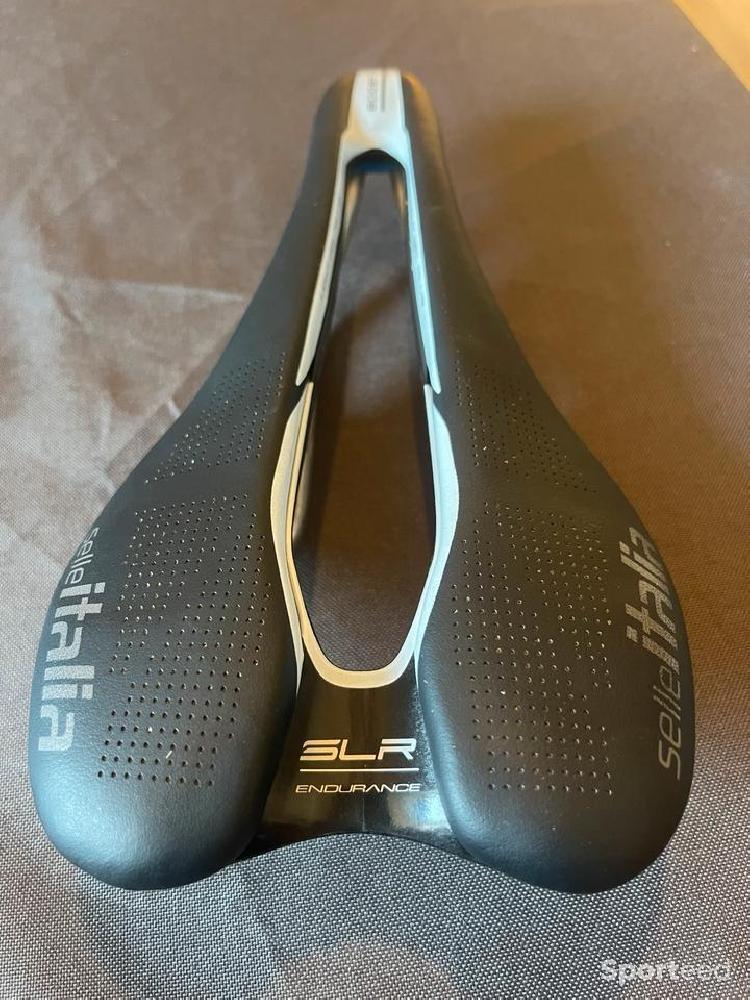 Selle Italia SLR Endurance Boost TI 316 S3 Très bon état N/A (Il s'agit d'un pays, pas d reconditionné disponible sur Sporteed