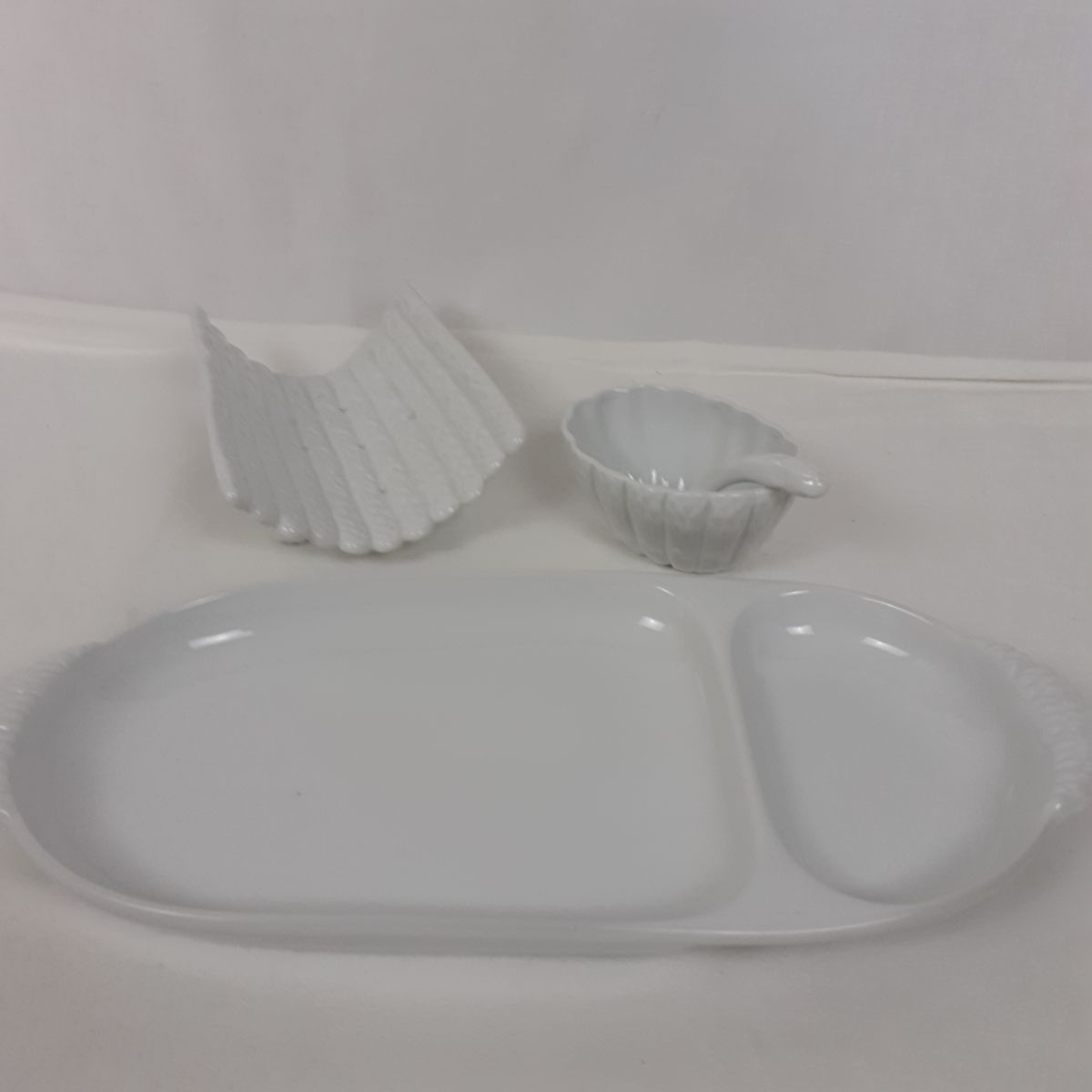 Voir photo 7 de Service à asperges - 4 pièces - Porcelaine Limoges - MP Samie Service à asperges - 4 pièces - Porcelaine Limoges - MP Samie Parfait état reconditionné photo 7