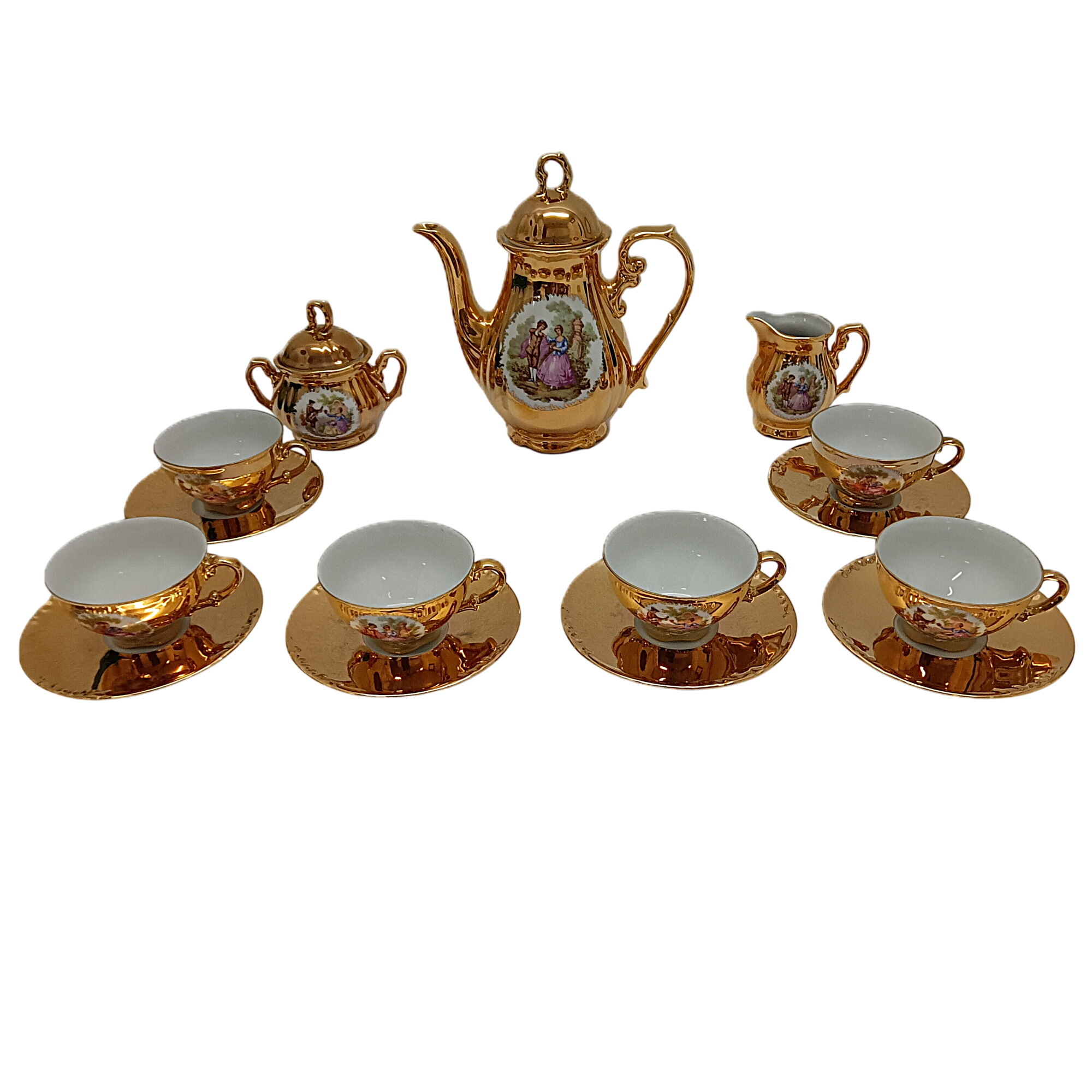 Service à café Bavaria complet 6 personnes avec cafetière, crémier et sucrier Bon état - 27,00 € Service à café Bavaria complet 6 personnes avec cafetière, crémier et sucrier Bon état reconditionné disponible sur Label Emmaüs