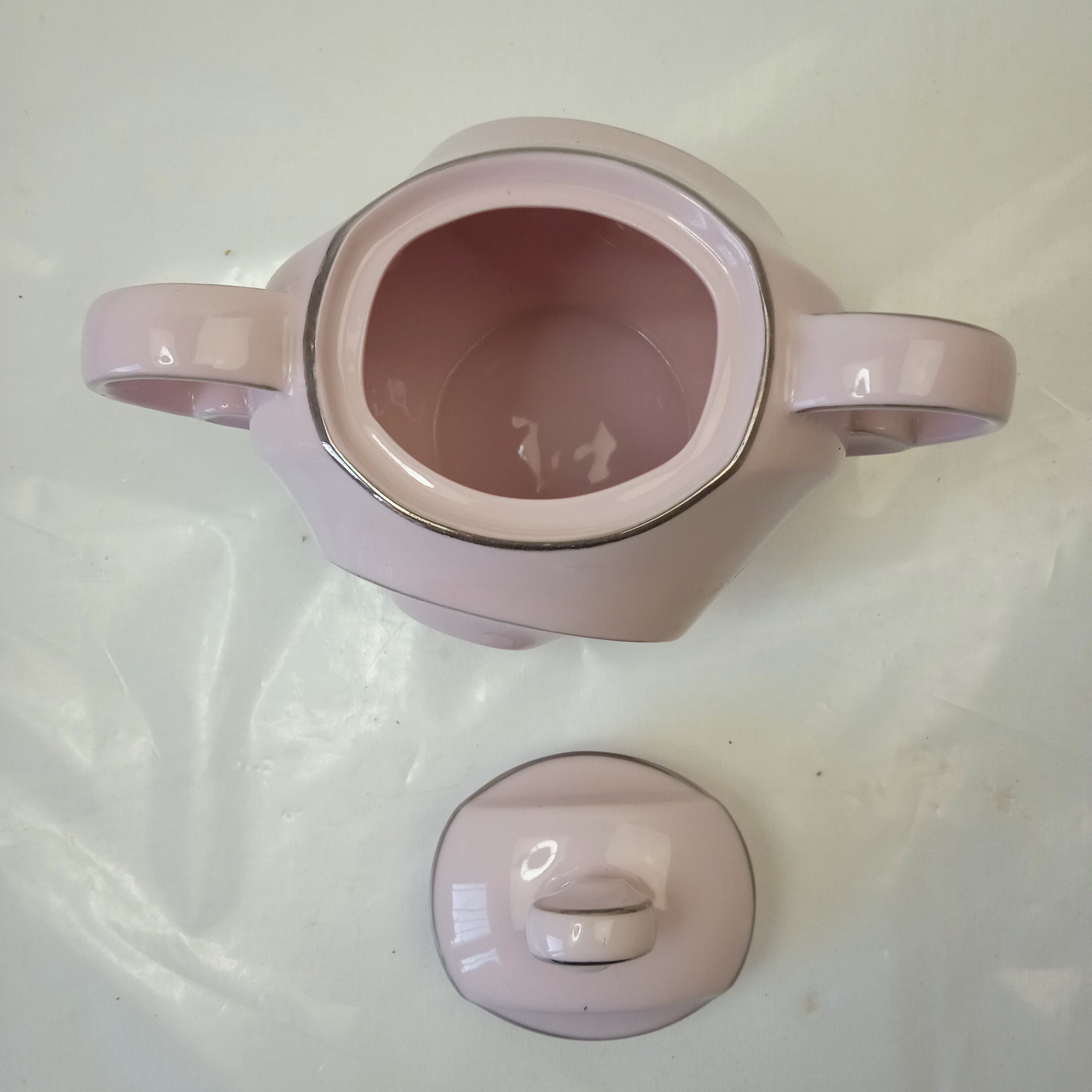 Voir photo 14 de Service à Café Tchécoslovaque en porcelaine, Cafetière, Sucrier, pot à lait Service à Café Tchécoslovaque en porcelaine, Cafetière, Sucrier, pot à lait reconditionné photo 14