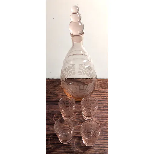 Service À Liqueur En Verre Rose Gravée Vintage Bon état - 27,95 € Service À Liqueur En Verre Rose Gravée Vintage Bon état reconditionné disponible sur Rakuten