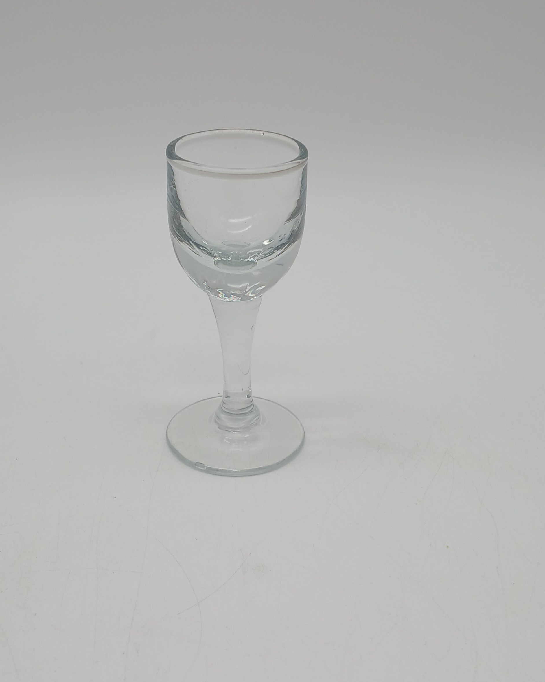 Voir photo 18 de Service à liqueur - Mirabelle - en verre taillé à la main - France Service à liqueur - Mirabelle - en verre taillé à la main - France Très bon état reconditionné photo 18