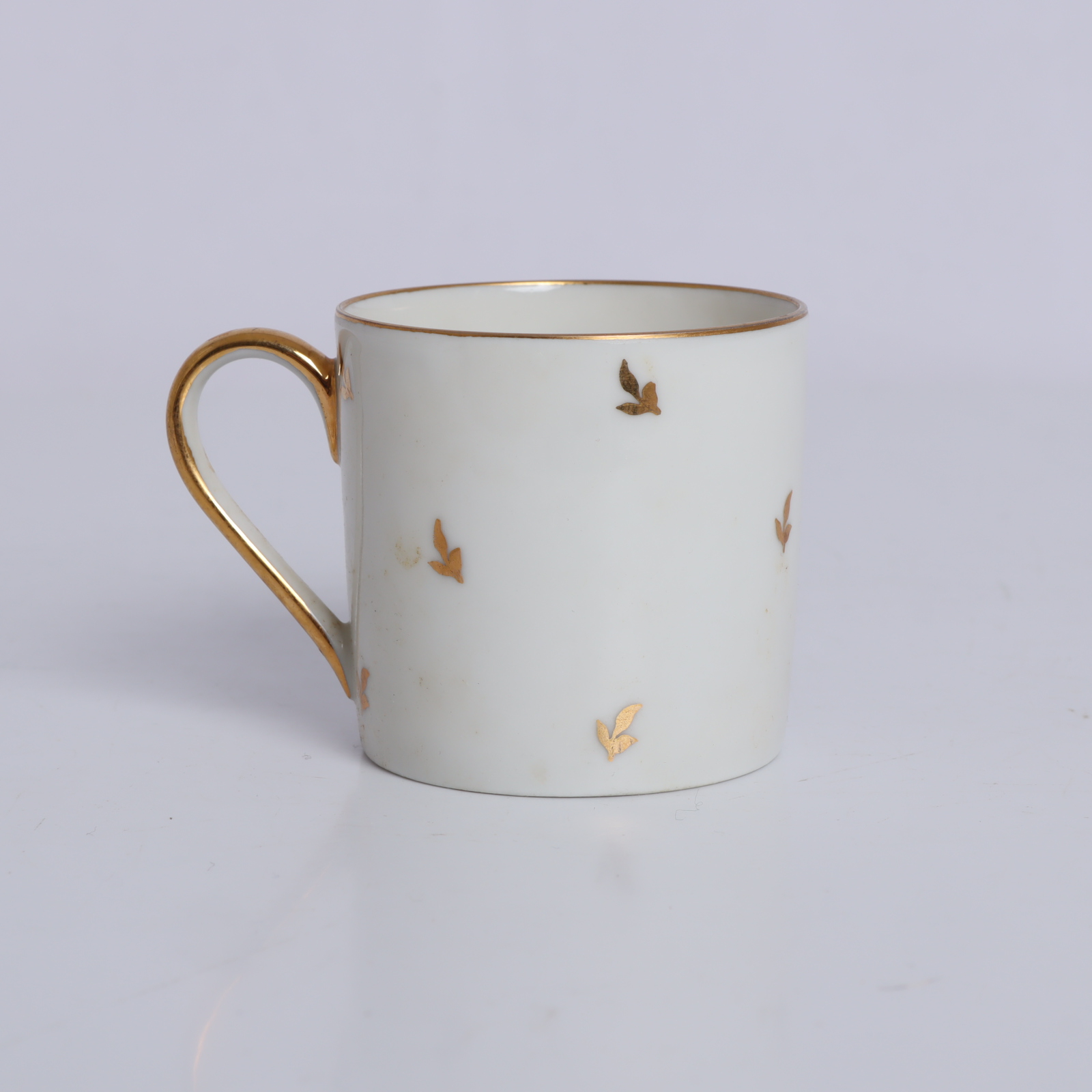 Voir photo 4 de Service à thé ou café - 4 tasses litron et 4 soucoupes - Porcelaine de Limoges Service à thé ou café - 4 tasses litron et 4 soucoupes - Porcelaine de Limoges Très bon état reconditionné photo 4