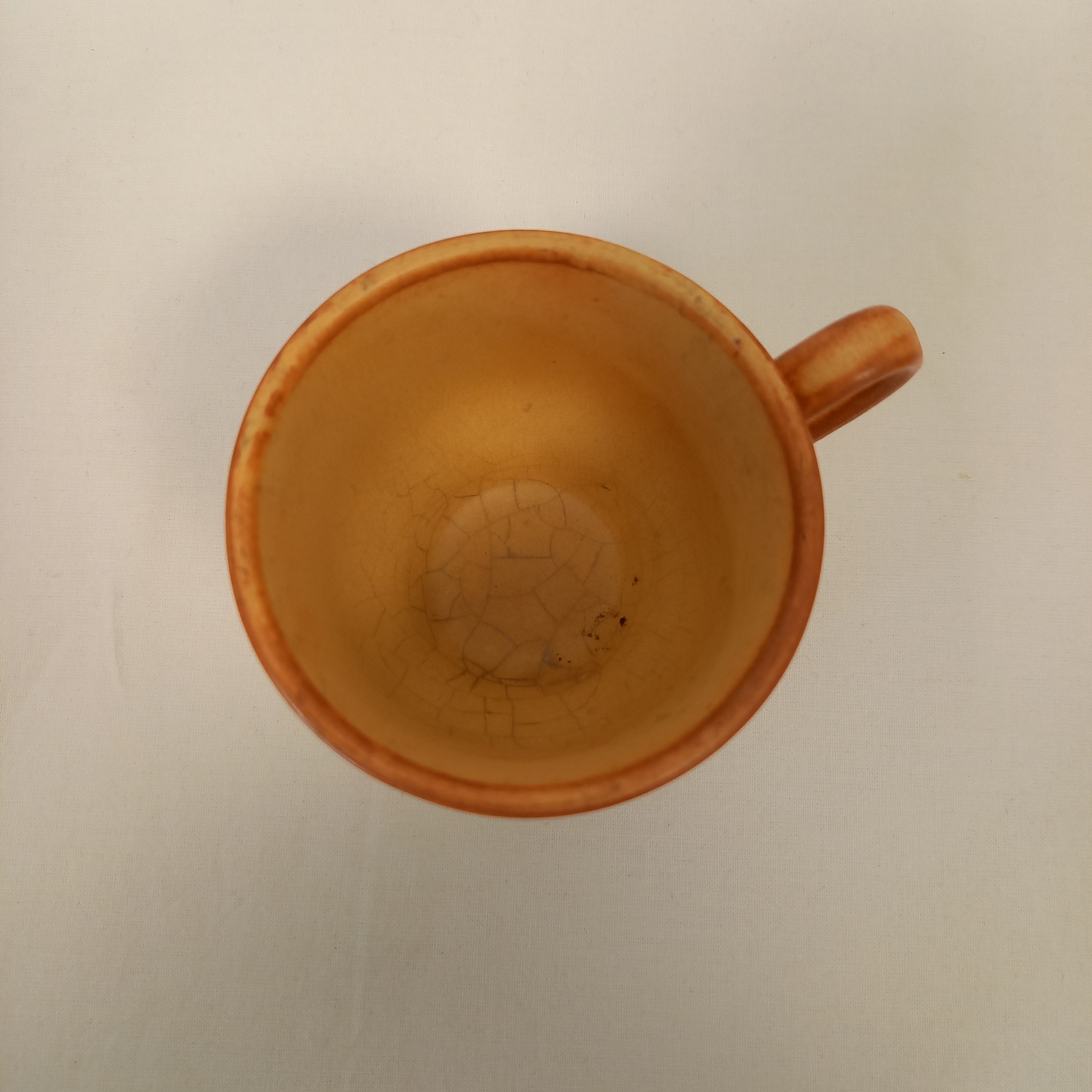 Voir photo 4 de Service à Thé VALLAURS en terre cuite fait à la main . Composé de : 6 tasses et sous tasses ; 1 Théière 1 pot ;1 cremier Service à Thé VALLAURS en terre cuite fait à la main . Composé de : 6 tasses et sous tasses ; 1 Théière 1 pot ;1 cremier Bon état reconditionné photo 4