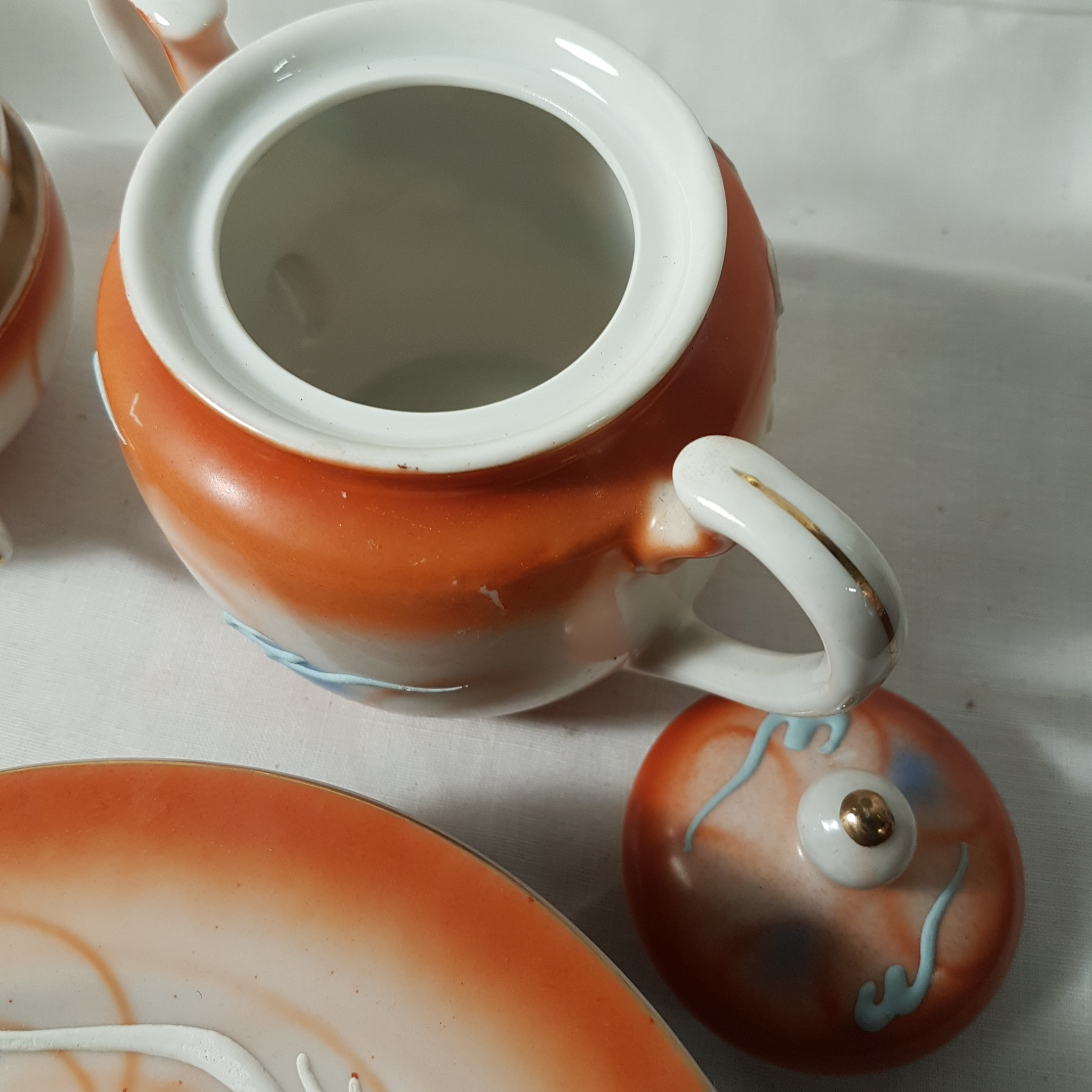 Voir photo 4 de Service à thé vintage japonais Dragonware 6 tasses en porcelaine Service à thé vintage japonais Dragonware 6 tasses en porcelaine reconditionné photo 4