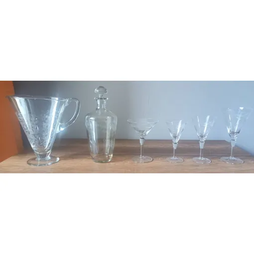 Service À Verres Et Coupes En Cristal De Bohème Ciselé De 1965 45 Pièces Bon état reconditionné disponible sur Rakuten