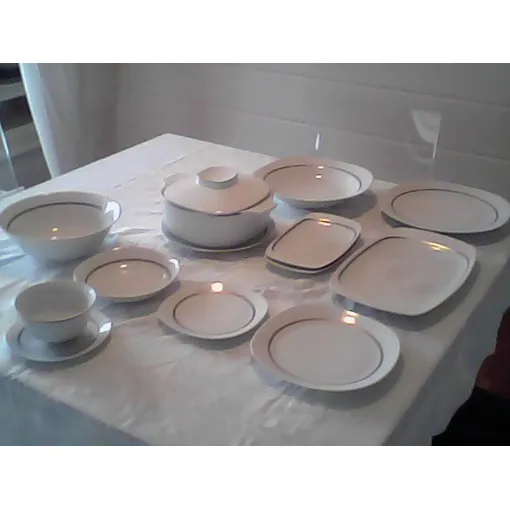 Service De Table occasion reconditionné disponible sur Rakuten