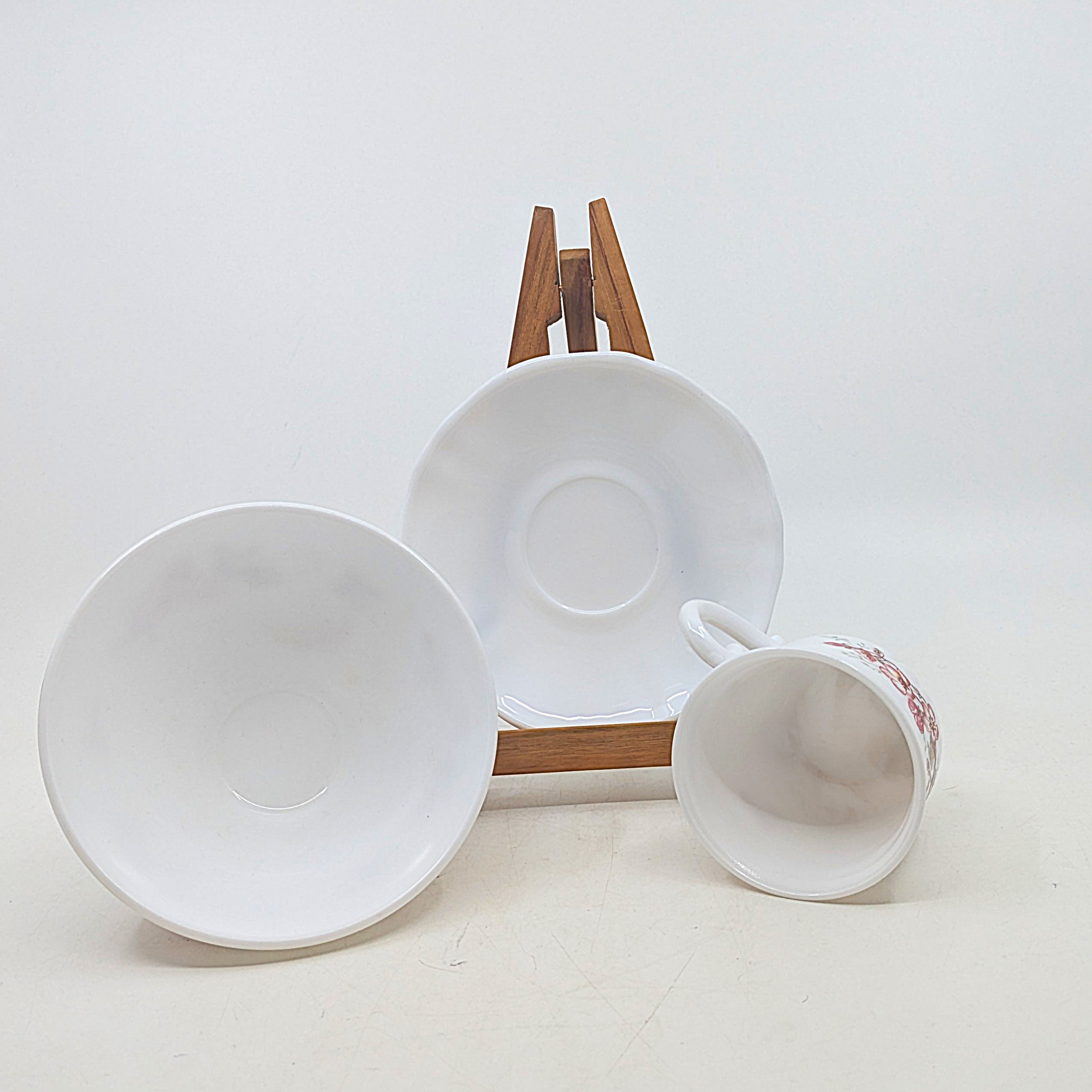 Voir photo 5 de Service de vaisselle 100% ARCOPAL en porcelaine avec tasses, soucoupes et bols à motif floral Service de vaisselle 100% ARCOPAL en porcelaine avec tasses, soucoupes et bols à motif floral Très bon état reconditionné photo 5