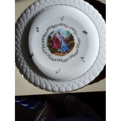 Service De Vaisselle De Table Porcelaine Par Tomei Bon état reconditionné disponible sur Rakuten