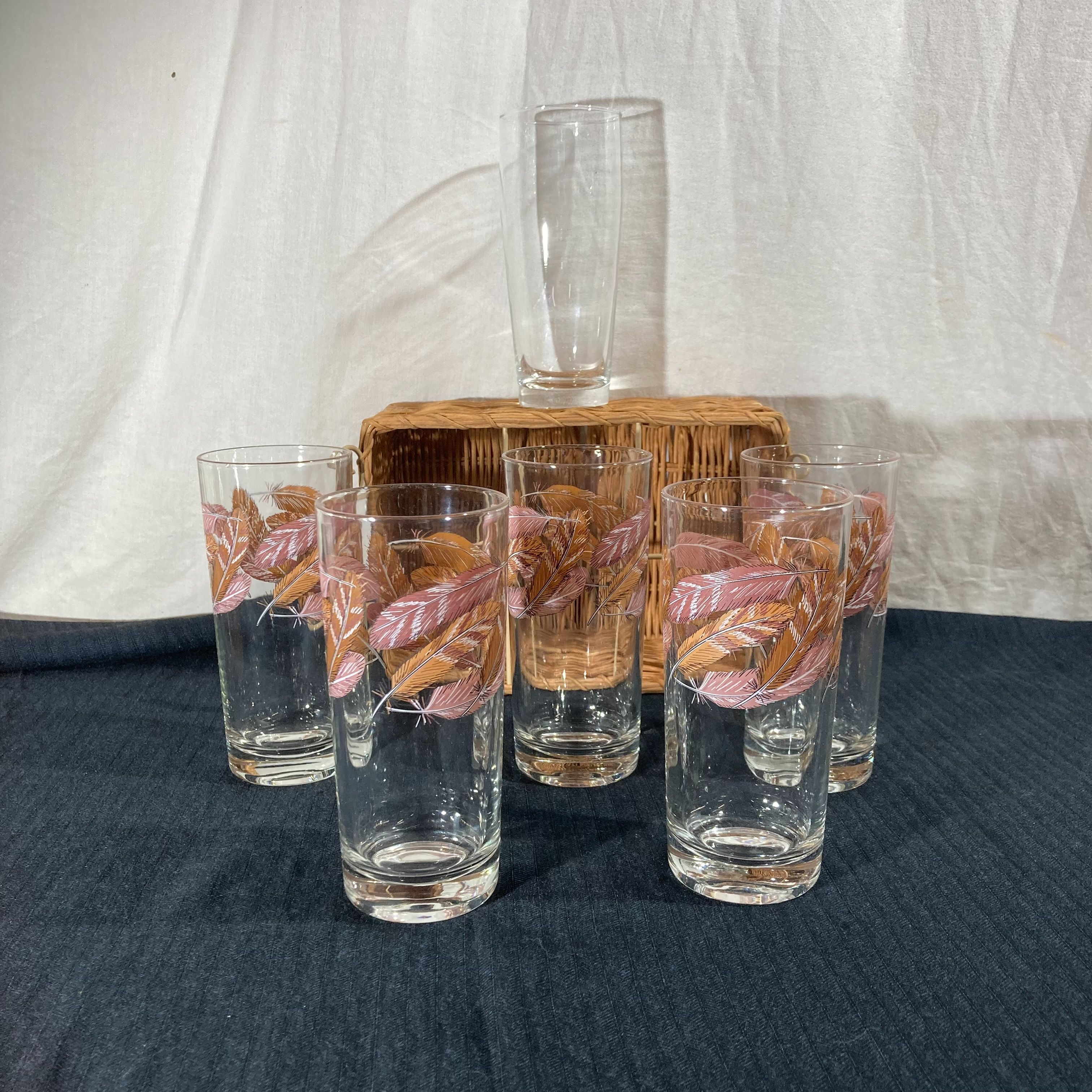 Voir photo 4 de 🍹 Set de 6 Verres Vintage & Panier en Osier - Motif Plumes Boho 🍹 Set de 6 Verres Vintage & Panier en Osier - Motif Plumes Boho reconditionné photo 4
