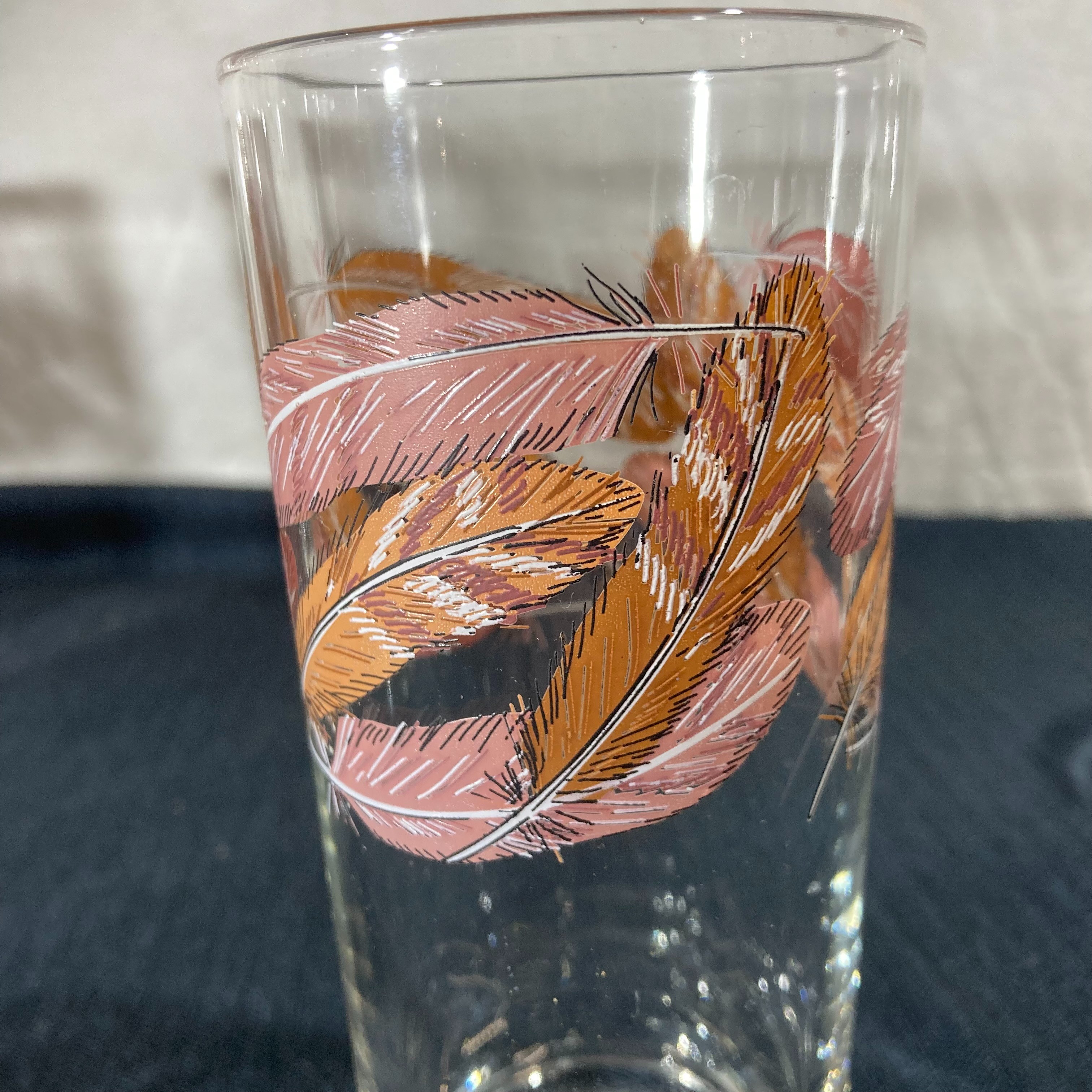 Voir photo 6 de 🍹 Set de 6 Verres Vintage & Panier en Osier - Motif Plumes Boho 🍹 Set de 6 Verres Vintage & Panier en Osier - Motif Plumes Boho reconditionné photo 6