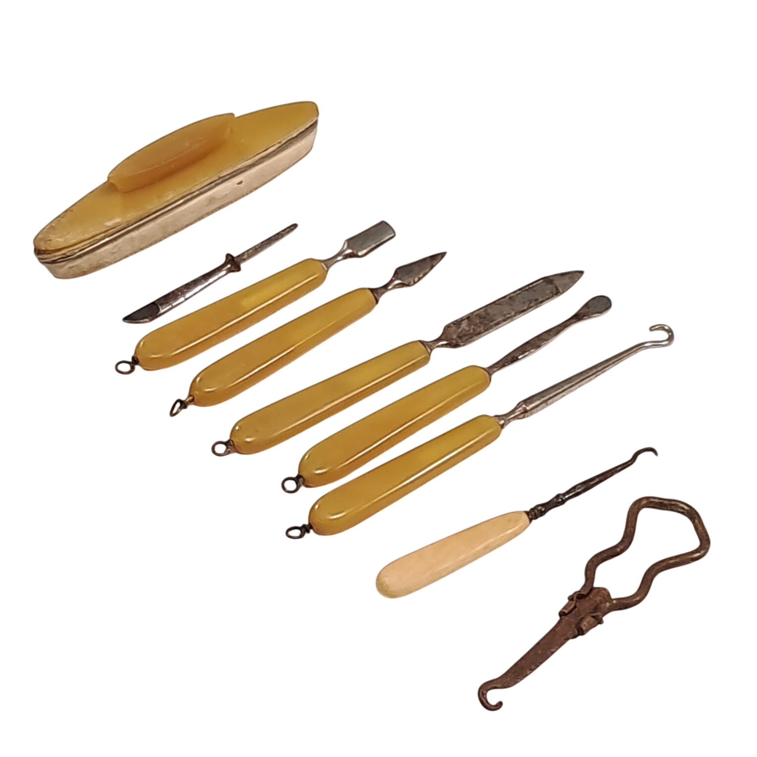 Acheter Set de manucure pédicure État correct - 10,00 € Set de manucure pédicure État correct reconditionné disponible sur Label Emmaüs