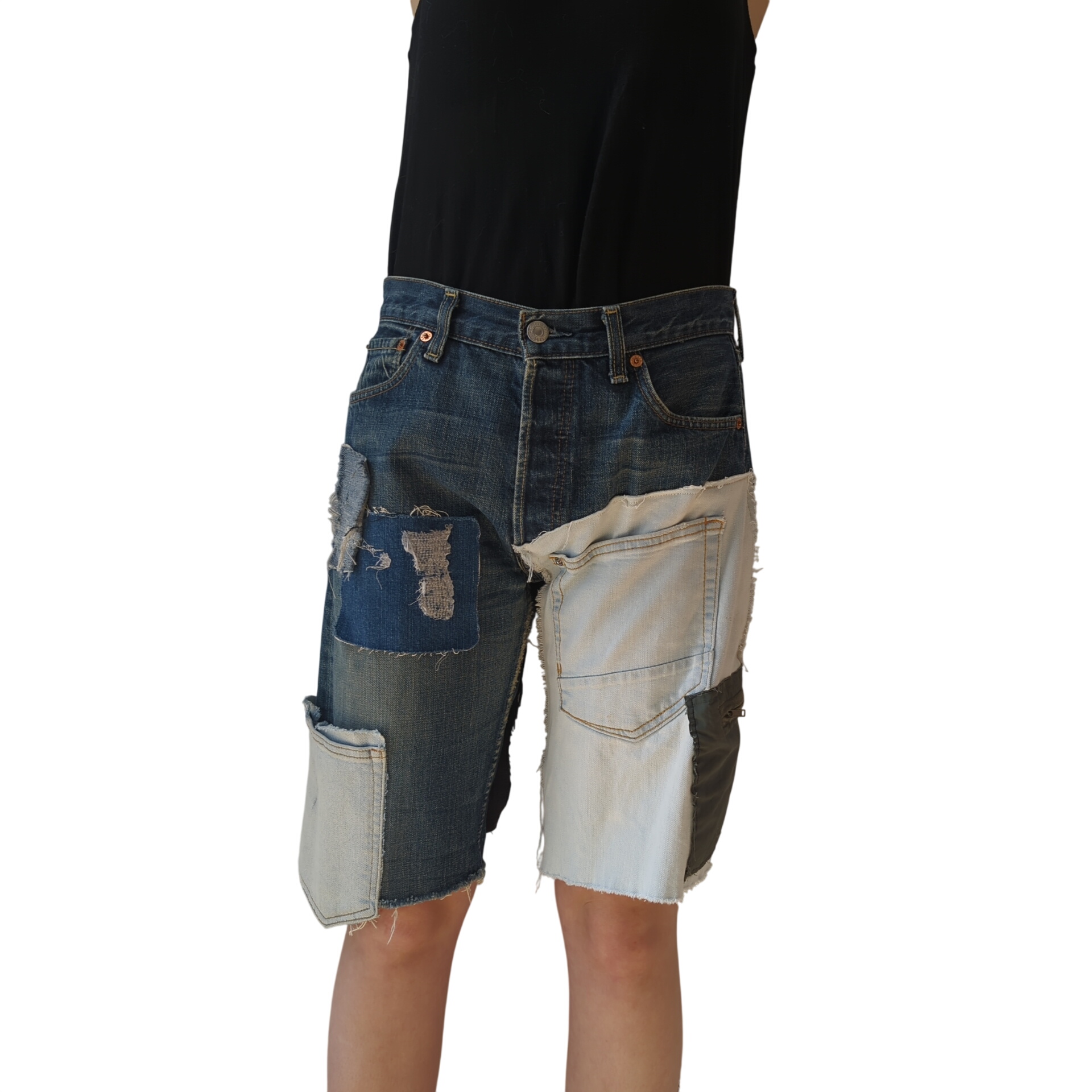 Short de créatrice - Collection Upcyclée CartouCirc Parfait état - 49,00 € Short de créatrice - Collection Upcyclée CartouCirc Parfait état reconditionné disponible sur Label Emmaüs