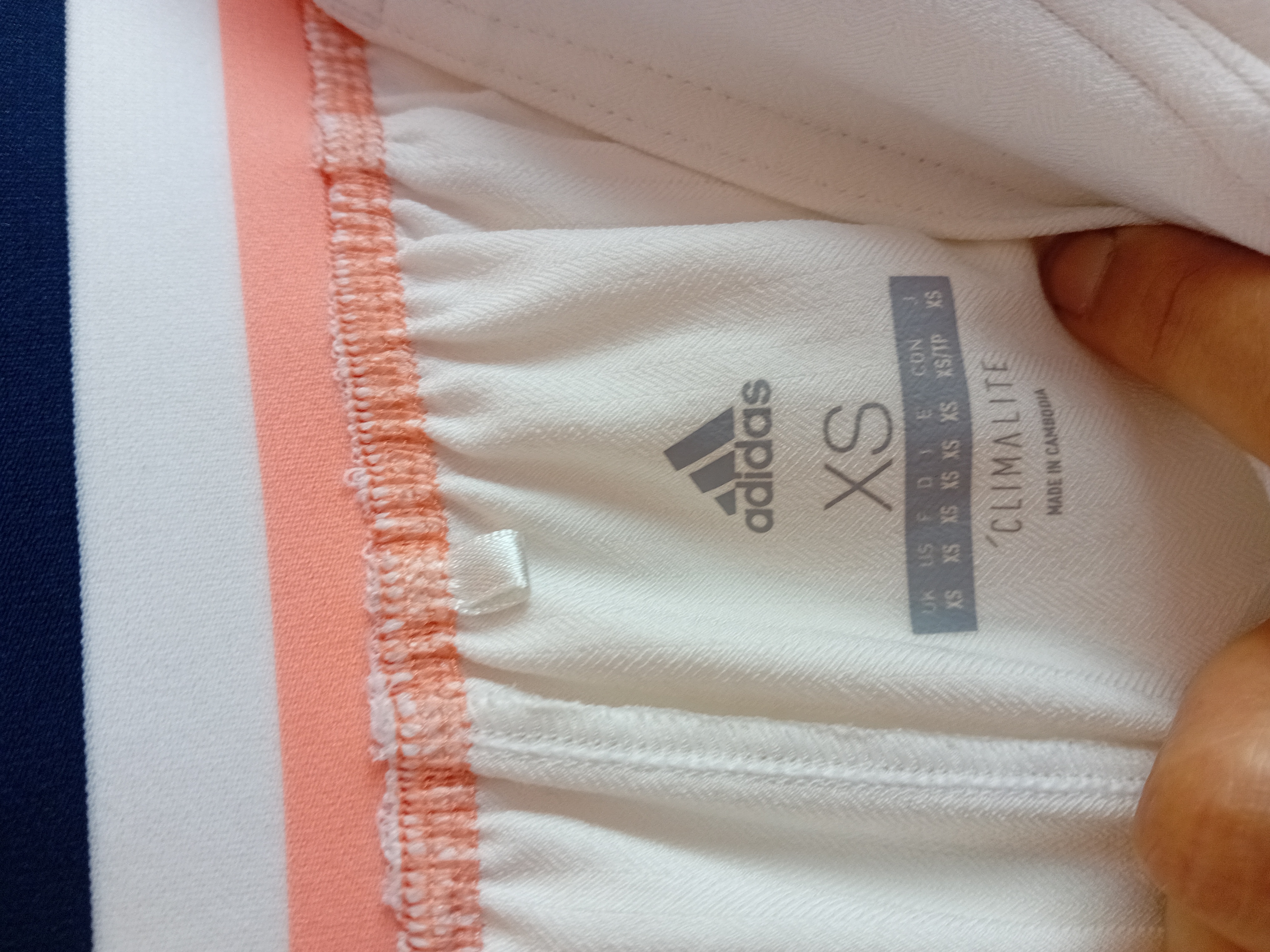 Voir photo 4 de Short De Sport Blanc Adidas Roland Garros Xs (V3581) Short De Sport Blanc Adidas Roland Garros Xs (V3581) Bon état reconditionné photo 4
