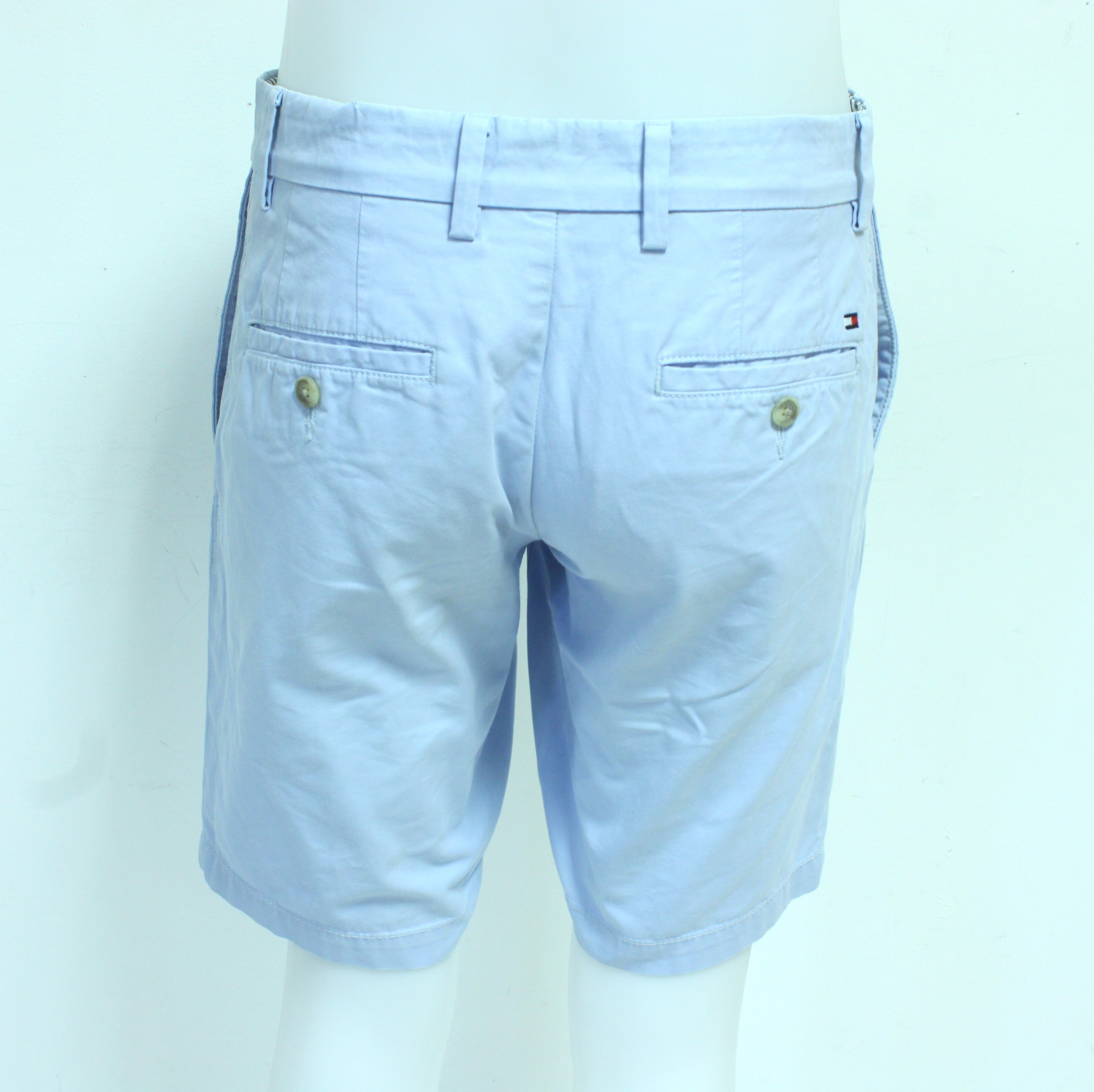 Voir photo 3 de Short Homme Bleu Pastel TOMMY HILFIGER Taille 38 Short Homme Bleu Pastel TOMMY HILFIGER Taille 38 Parfait état reconditionné photo 3