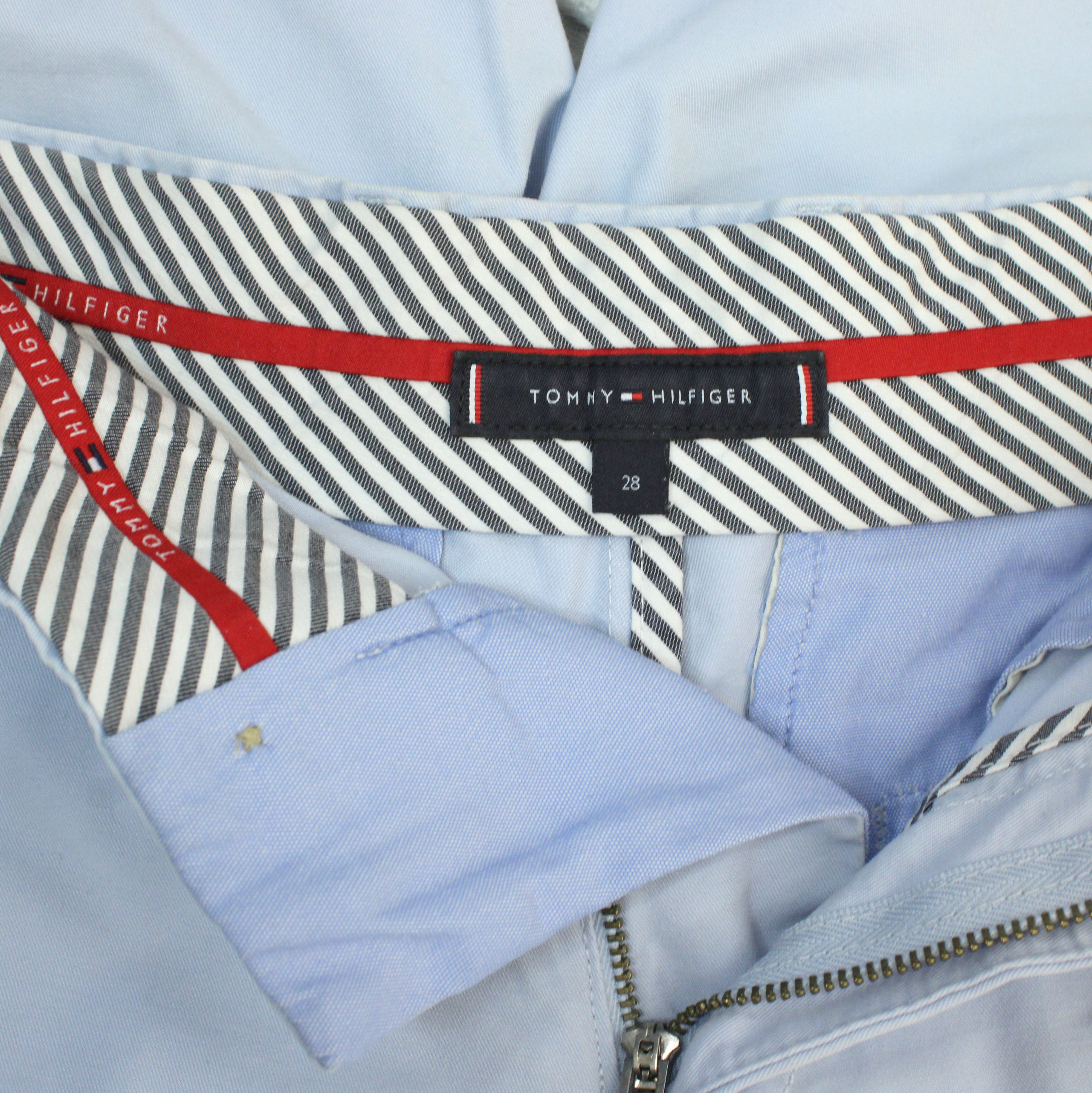 Voir photo 4 de Short Homme Bleu Pastel TOMMY HILFIGER Taille 38 Short Homme Bleu Pastel TOMMY HILFIGER Taille 38 Parfait état reconditionné photo 4