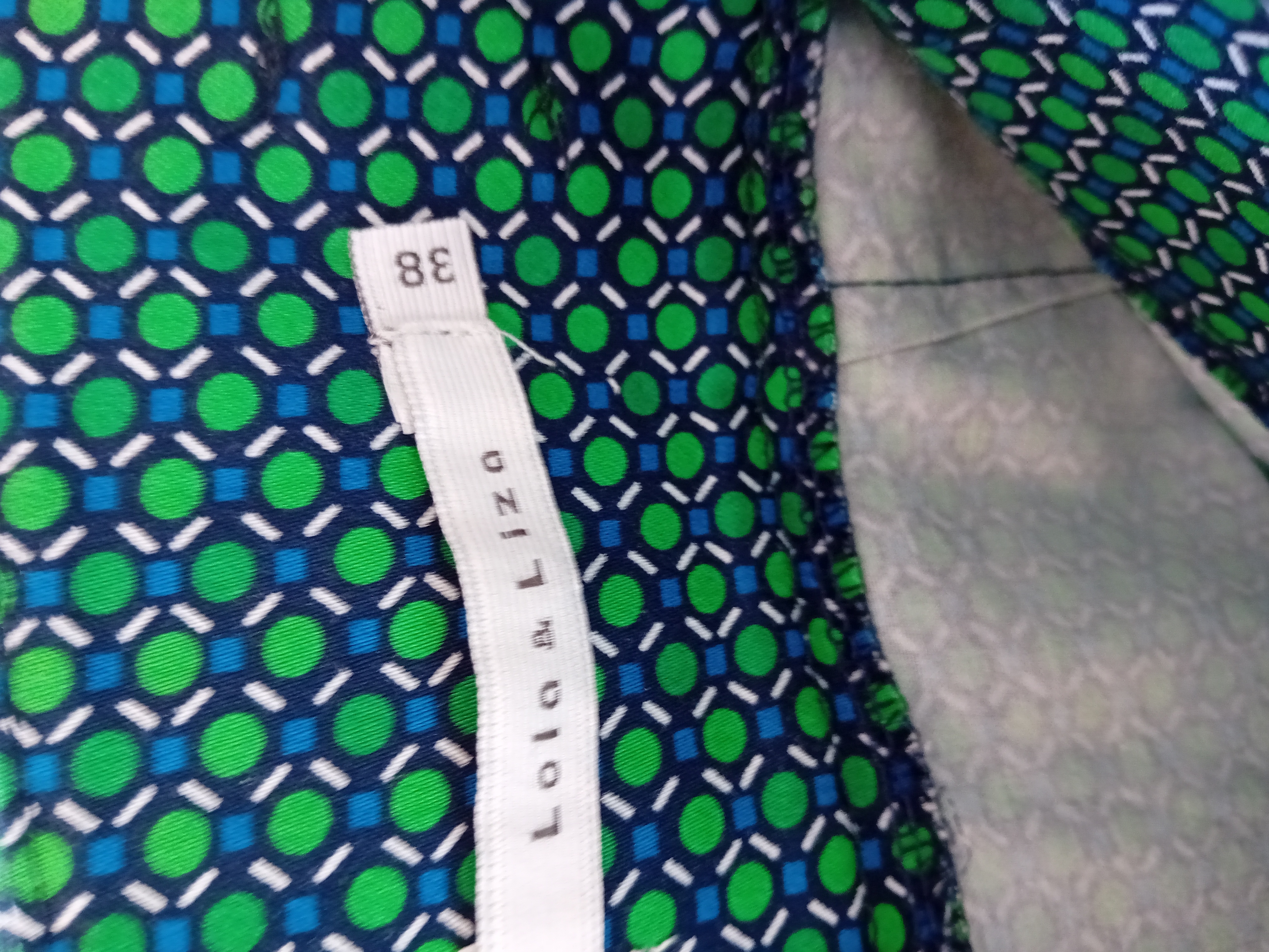 Voir photo 5 de Short Jupe Lola & Liza Motifs Géométriques Verts Bleus M 🟢 (T4452) Short Jupe Lola & Liza Motifs Géométriques Verts Bleus M 🟢 (T4452) Très bon état reconditionné photo 5