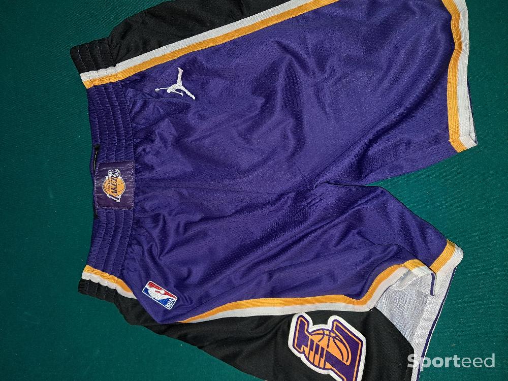 Short NBA Los Angeles Lakers Jordan – XL Très bon état National Basketball Association reconditionné disponible sur Sporteed