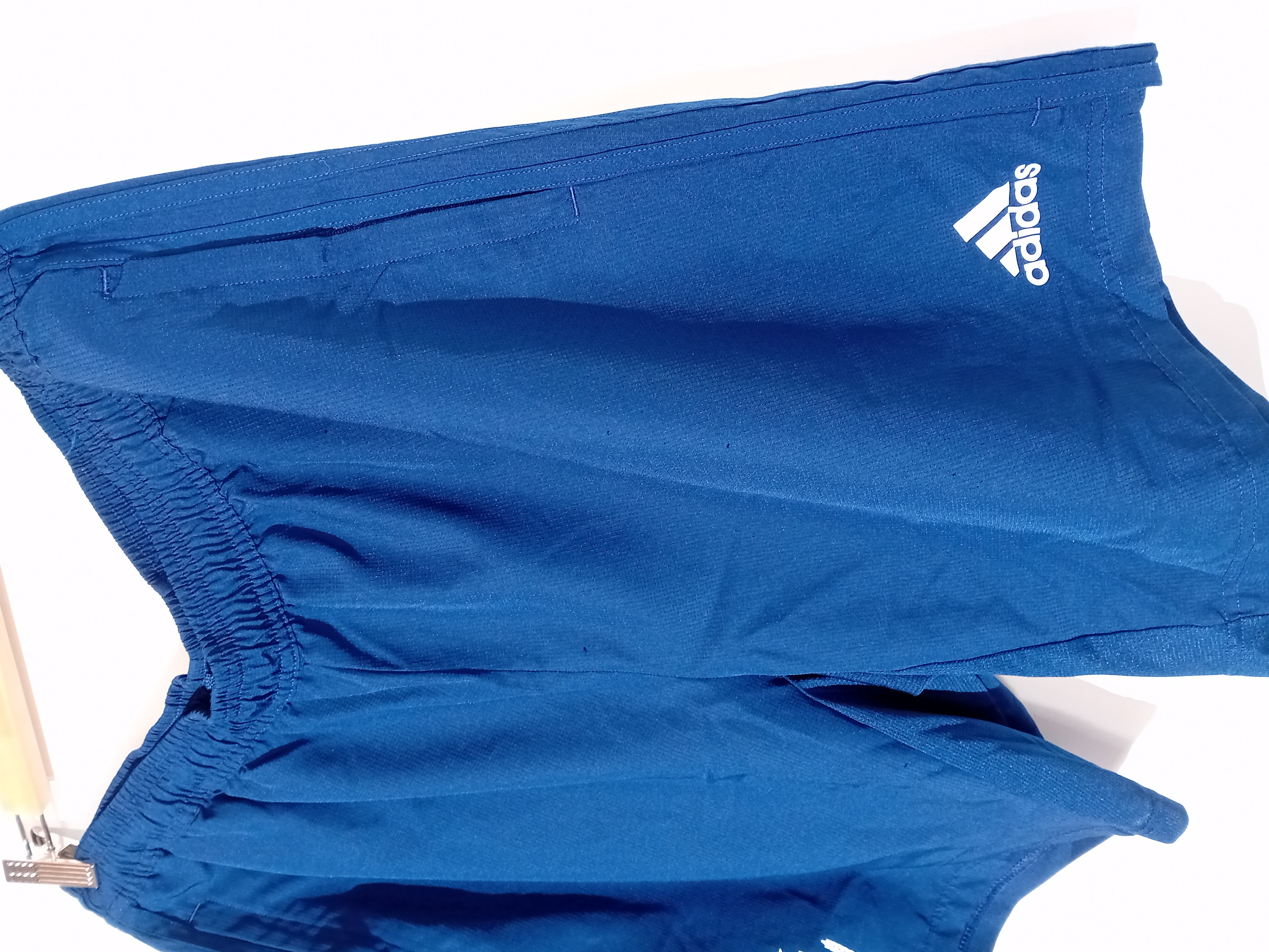 Voir photo 3 de Short Sport Adidas Bleu Marine Logo Club L (T5358) Short Sport Adidas Bleu Marine Logo Club L (T5358) Très bon état reconditionné photo 3