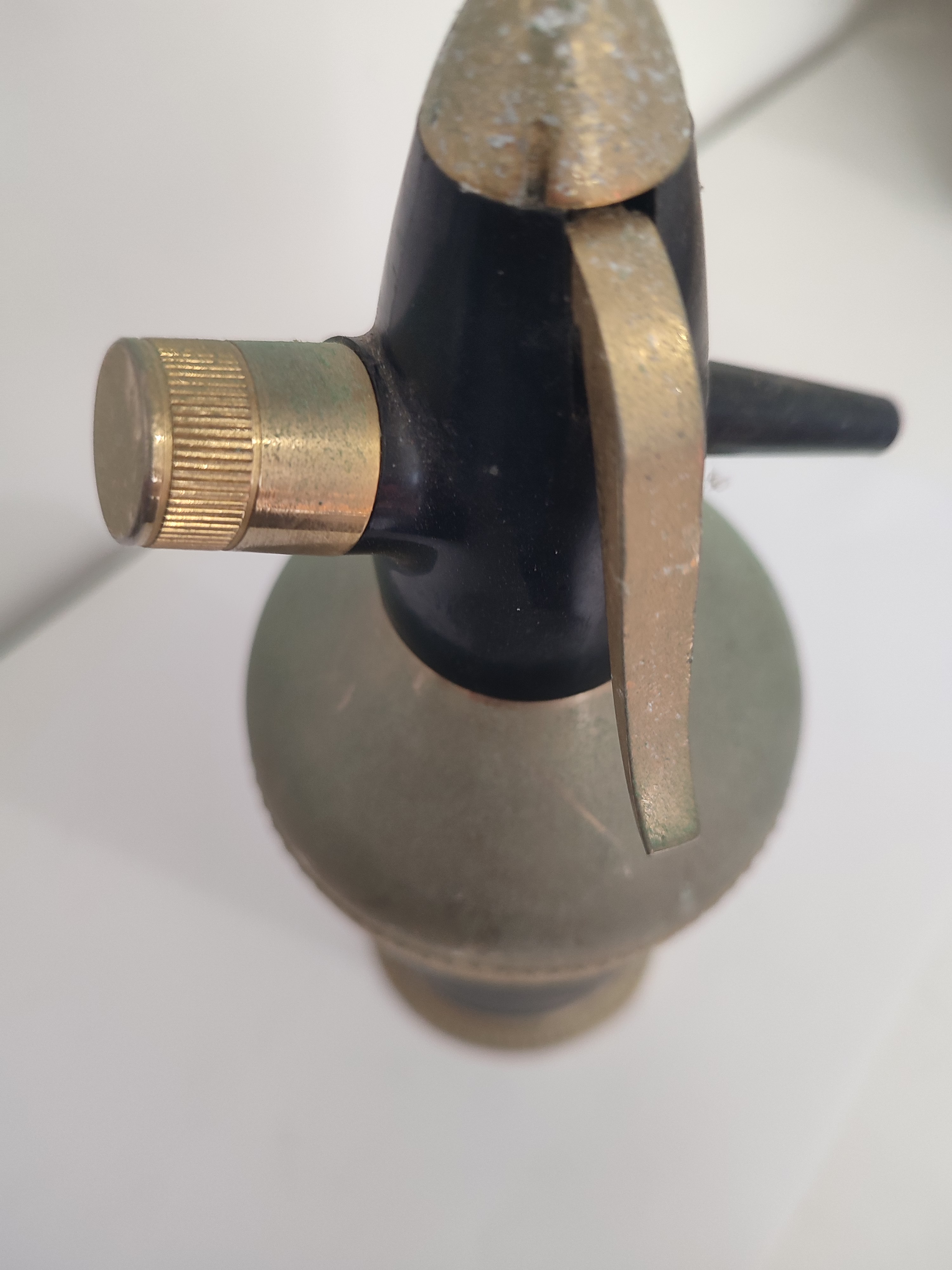 Voir photo 2 de Siphon Vintage à Eau de Selz en bon Etat. Siphon Vintage à Eau de Selz en bon Etat. Bon état reconditionné photo 2