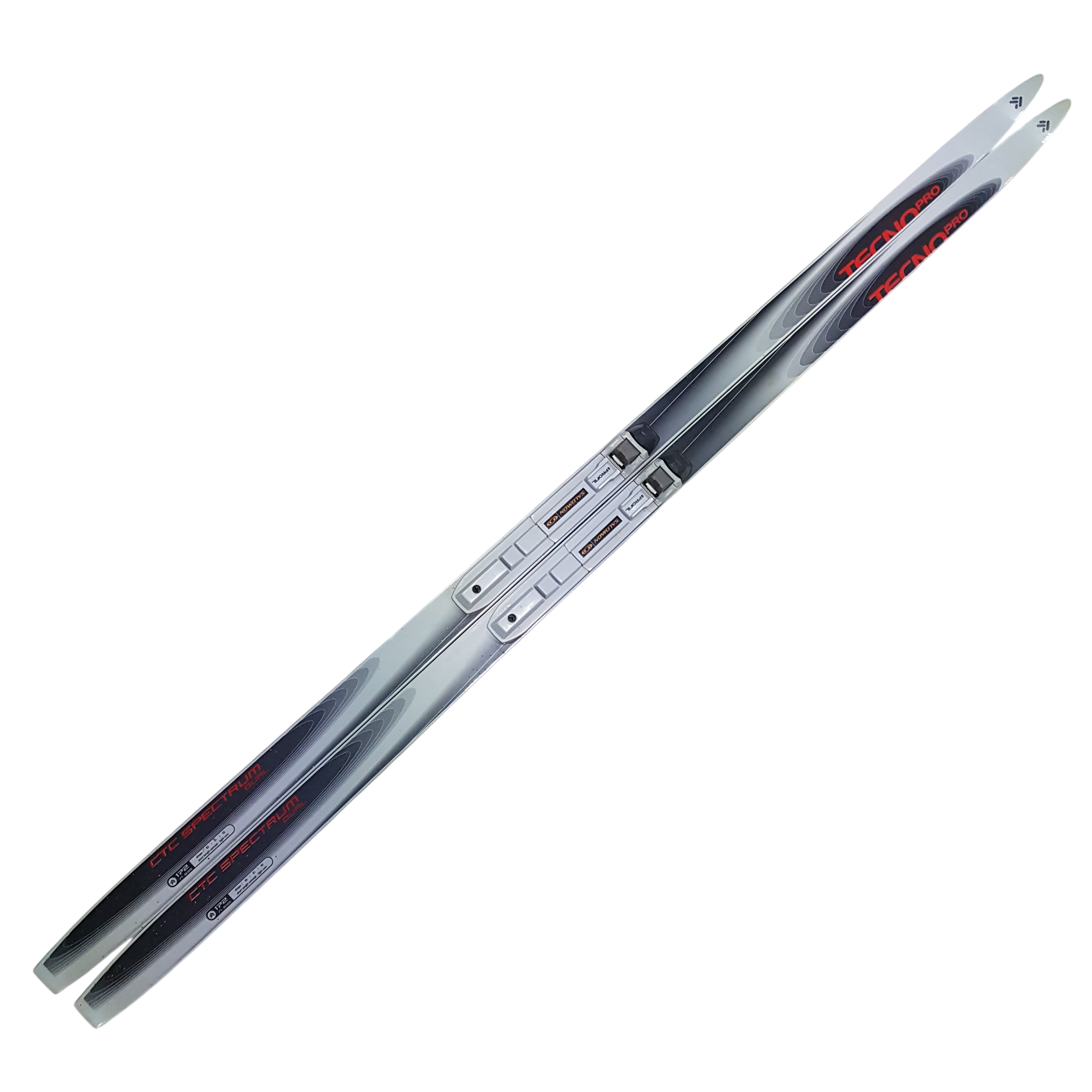 Ski de fond Techno Pro salomon Bon état - 40,00 € Ski de fond Techno Pro salomon Bon état reconditionné disponible sur Label Emmaüs