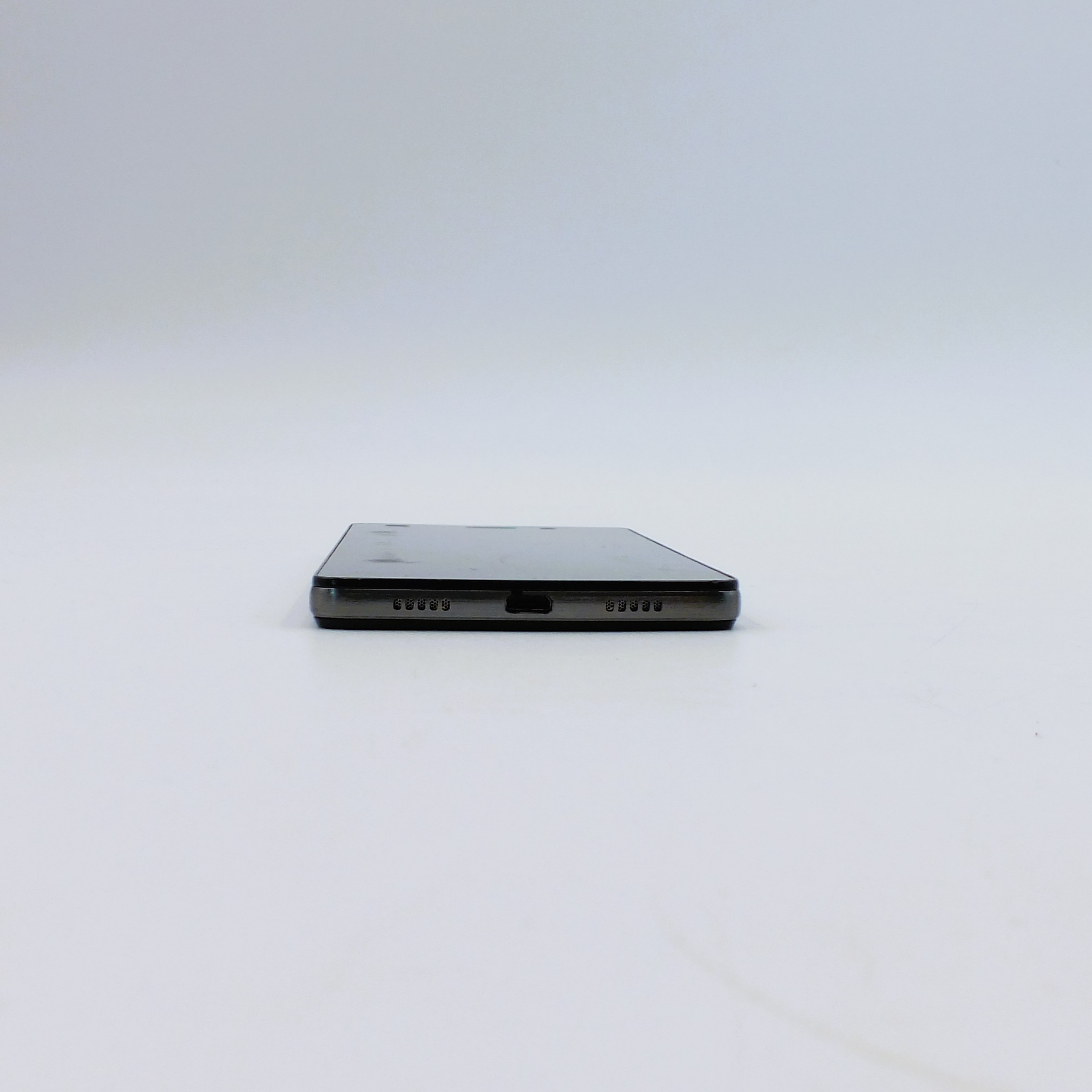 Voir photo 6 de Smartphone Huawei P8 Lite (ALE-L21) Smartphone Huawei P8 Lite (ALE-L21) bon état reconditionné photo 6
