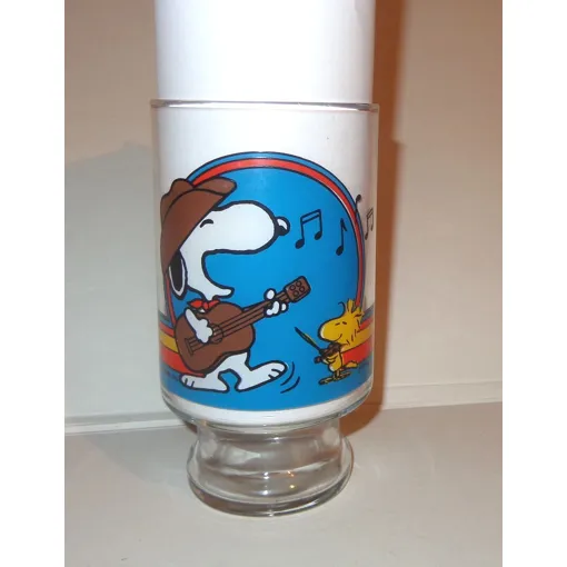 Snoopy And Woodstock Charlie Brown Grand Verre Ou Chope Ancien Ou Vintage 1965 Bon état reconditionné disponible sur Rakuten