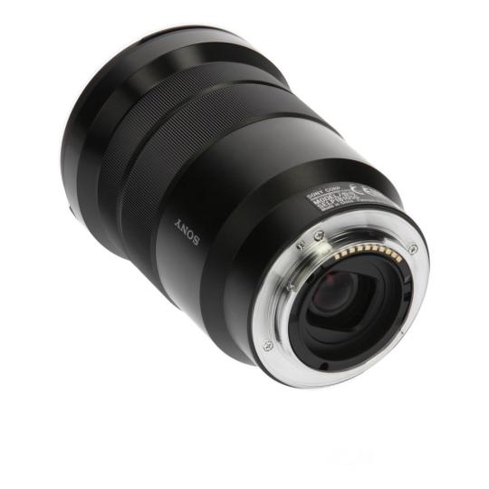 Voir photo 3 de Sony 18-105mm 1:4 AF PZ G OSS noir - comme neuf | Dero Sony 18-105mm 1:4 AF PZ G OSS noir - comme neuf Reconditionné Sony reconditionné photo 3 | Dero