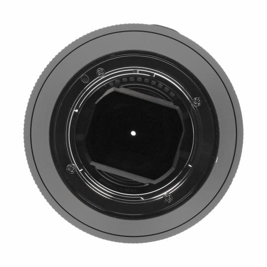 Voir photo 2 de Sony 85mm 1:1.4 FE GM (SEL85F14GM) noir - comme neuf | Dero Sony 85mm 1:1.4 FE GM (SEL85F14GM) noir - comme neuf Reconditionné Sony reconditionné photo 2 | Dero