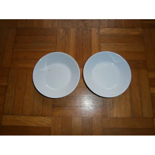 Acheter Soucoupes Blanches En Porcelaine Tradition Cmp France Lot De 2 Bon état - 10,55 € Soucoupes Blanches En Porcelaine Tradition Cmp France Lot De 2 Bon état reconditionné disponible sur Rakuten