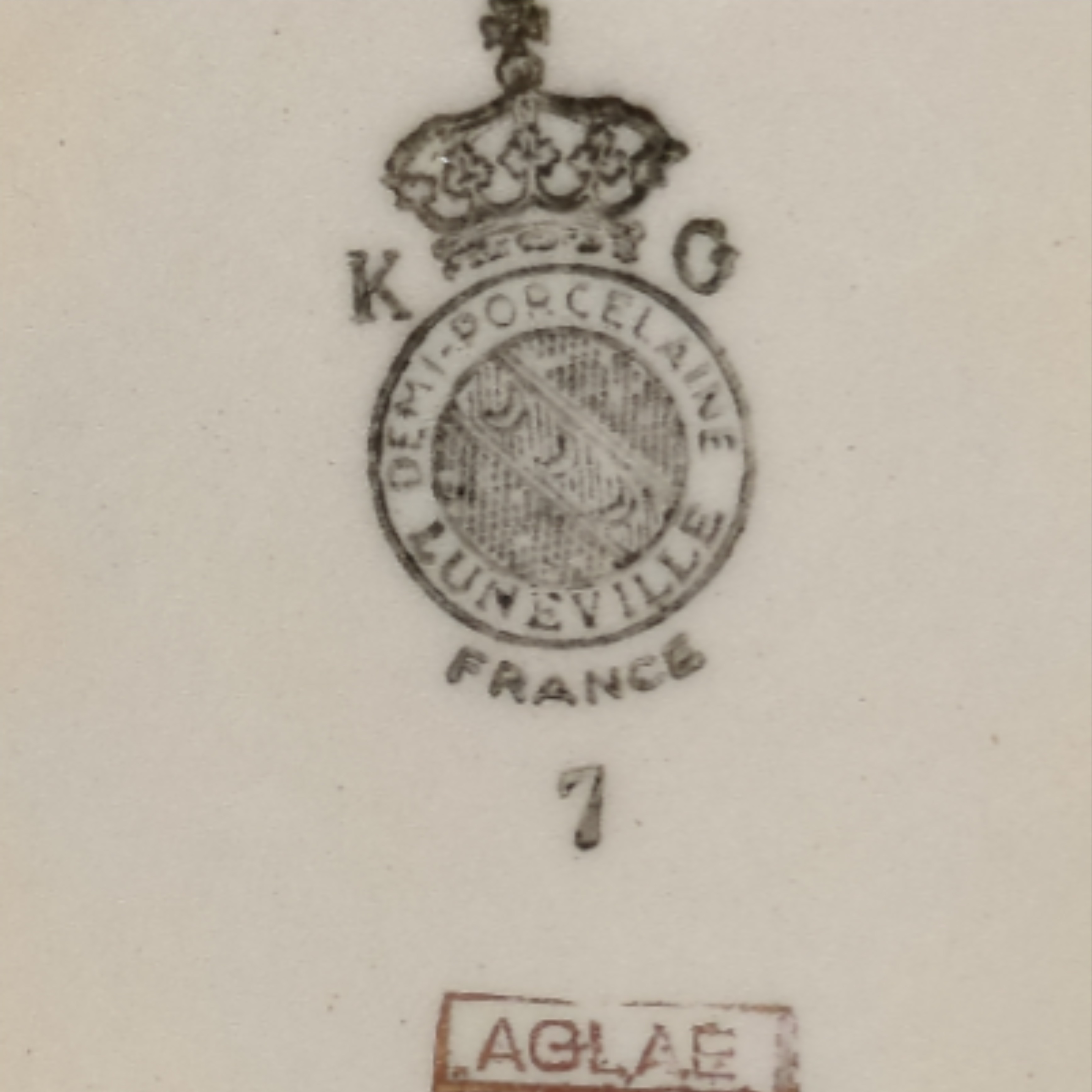 Voir photo 4 de Soupière en demi-porcelaine Luneville "Aglaé" Soupière en demi-porcelaine Luneville "Aglaé" Bon état reconditionné photo 4