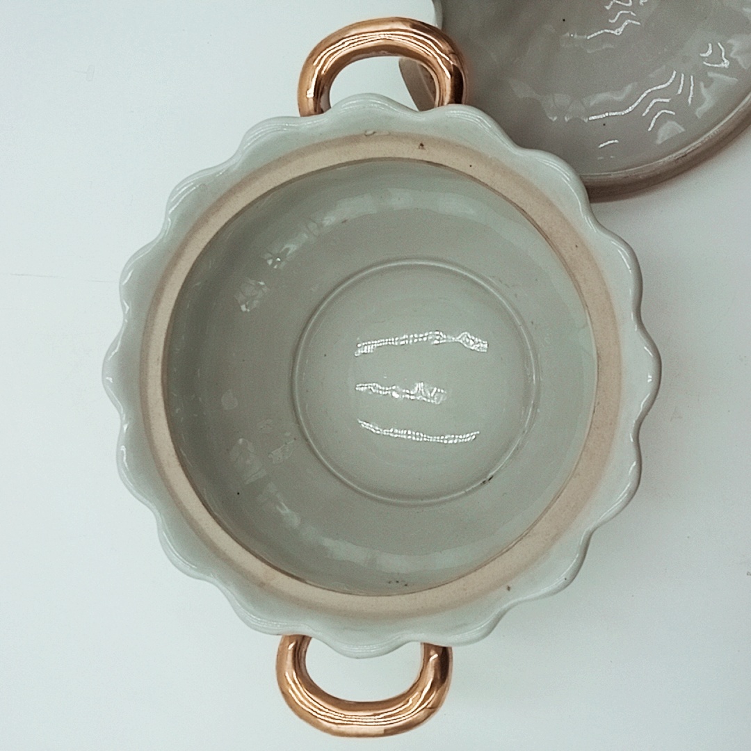 Voir photo 4 de Soupière en porcelaine -Dahmane- Soupière en porcelaine -Dahmane- Très bon état reconditionné photo 4