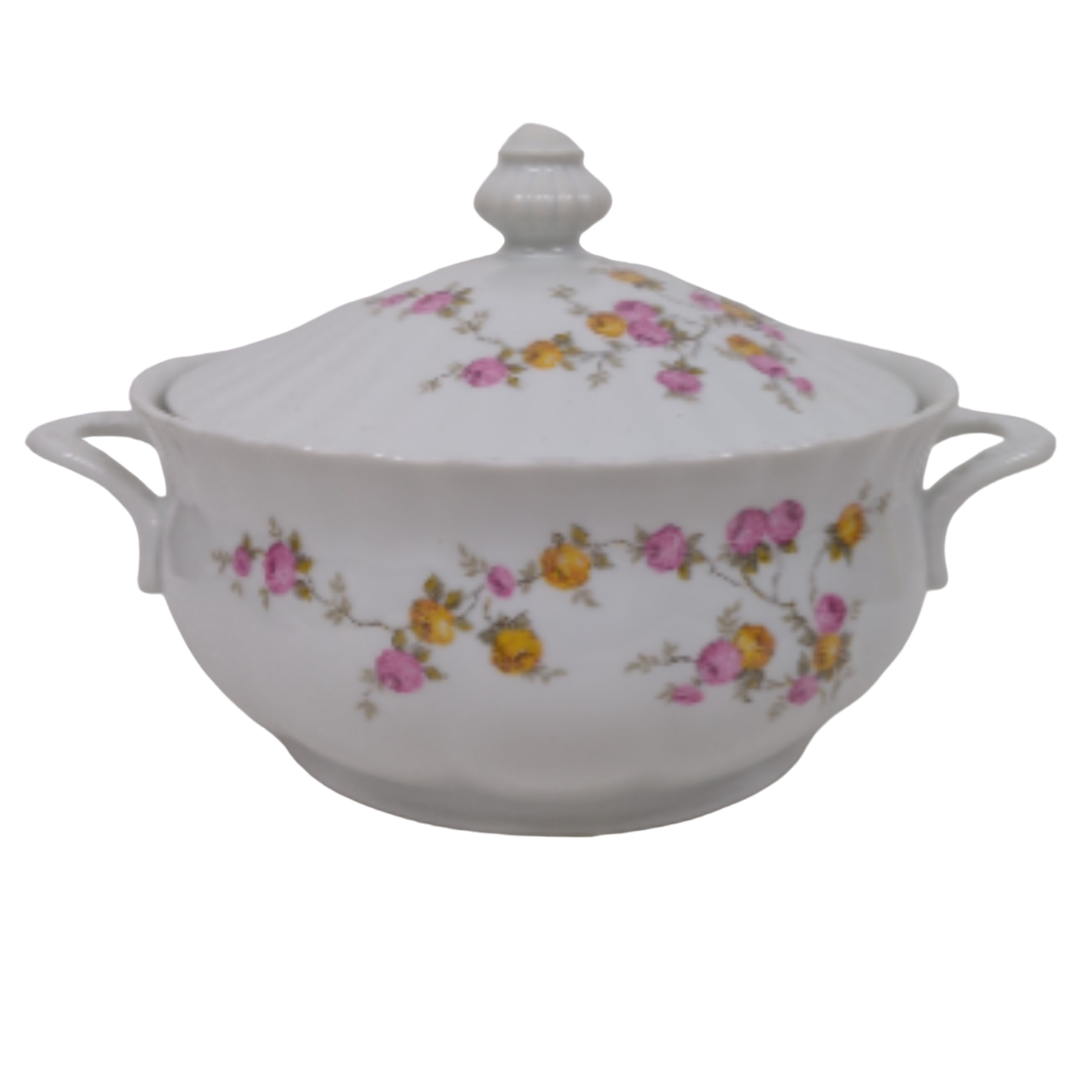 Soupière en porcelaine de Bavière Wunsiedel Bon état - 15,00 € Soupière en porcelaine de Bavière Wunsiedel Bon état reconditionné disponible sur Label Emmaüs
