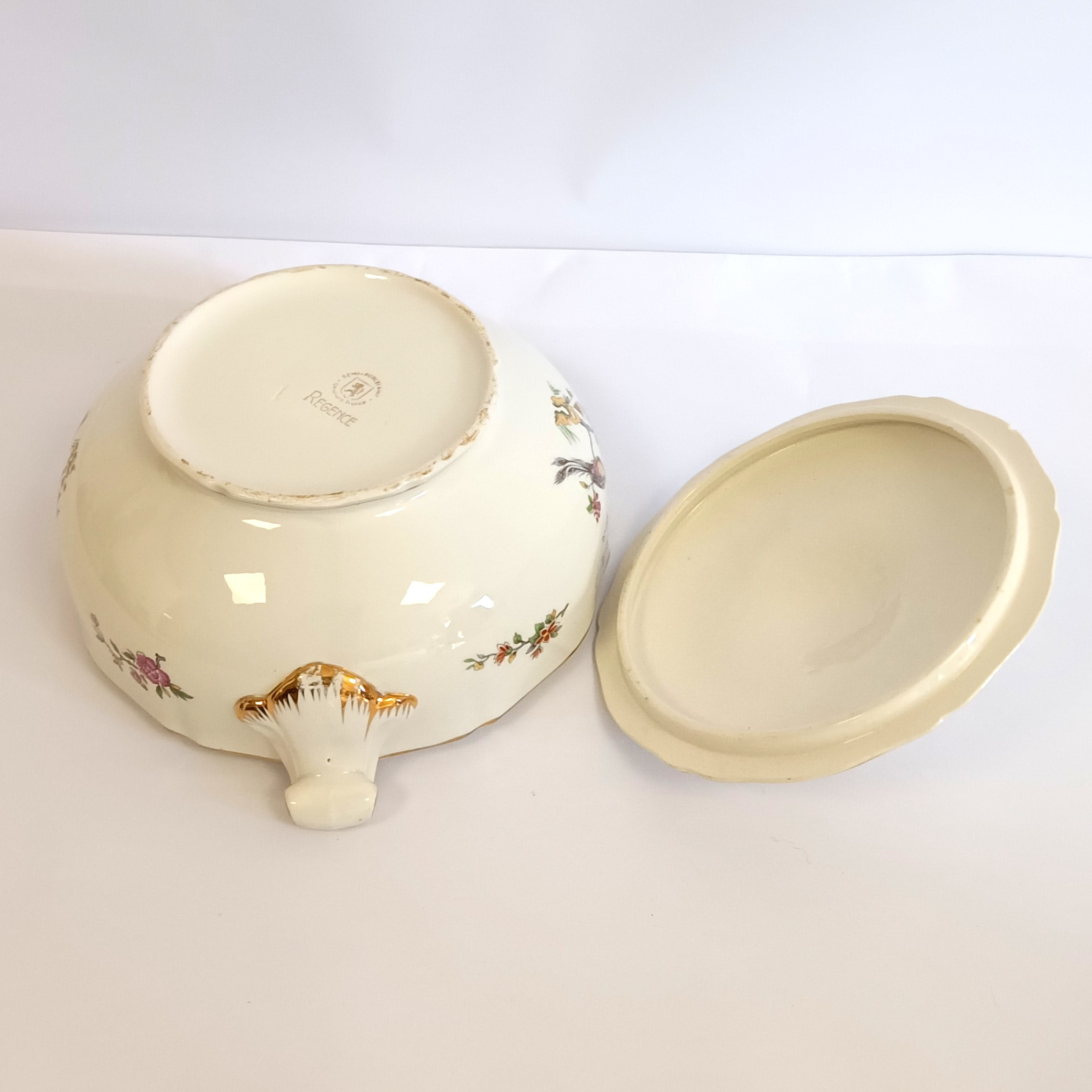 Voir photo 7 de Soupière et plat assorti en semi-porcelaine Ceranord France – Modèle Régence Soupière et plat assorti en semi-porcelaine Ceranord France – Modèle Régence Bon état reconditionné photo 7