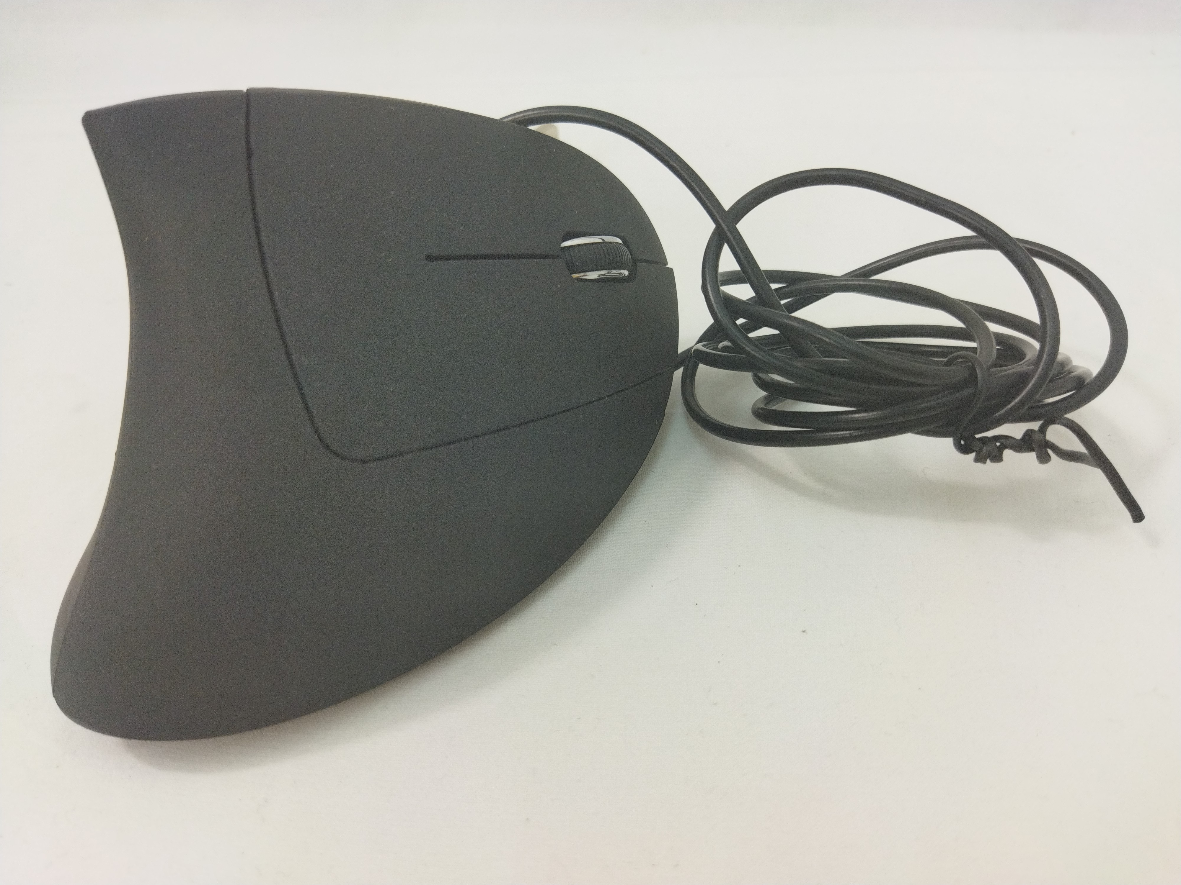 Voir photo 3 de Souris verticale USB ergonomique en très bon état Souris verticale USB ergonomique en très bon état très bon état reconditionné photo 3