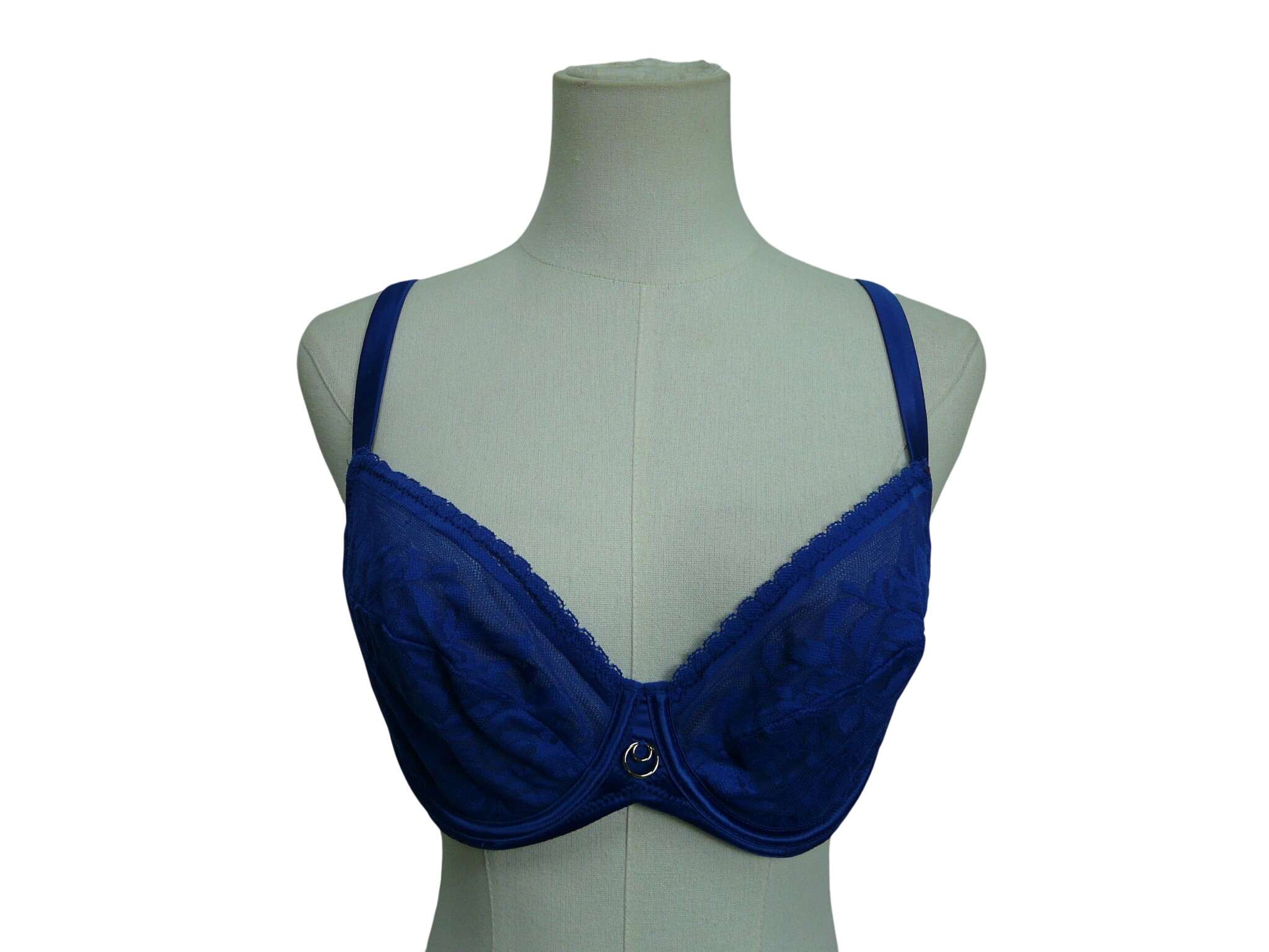 Acheter Soutien-gorge dentelle - Rougegorge - Taille 90D Très bon état - 10,00 € Soutien-gorge dentelle - Rougegorge - Taille 90D Très bon état reconditionné disponible sur Label Emmaüs