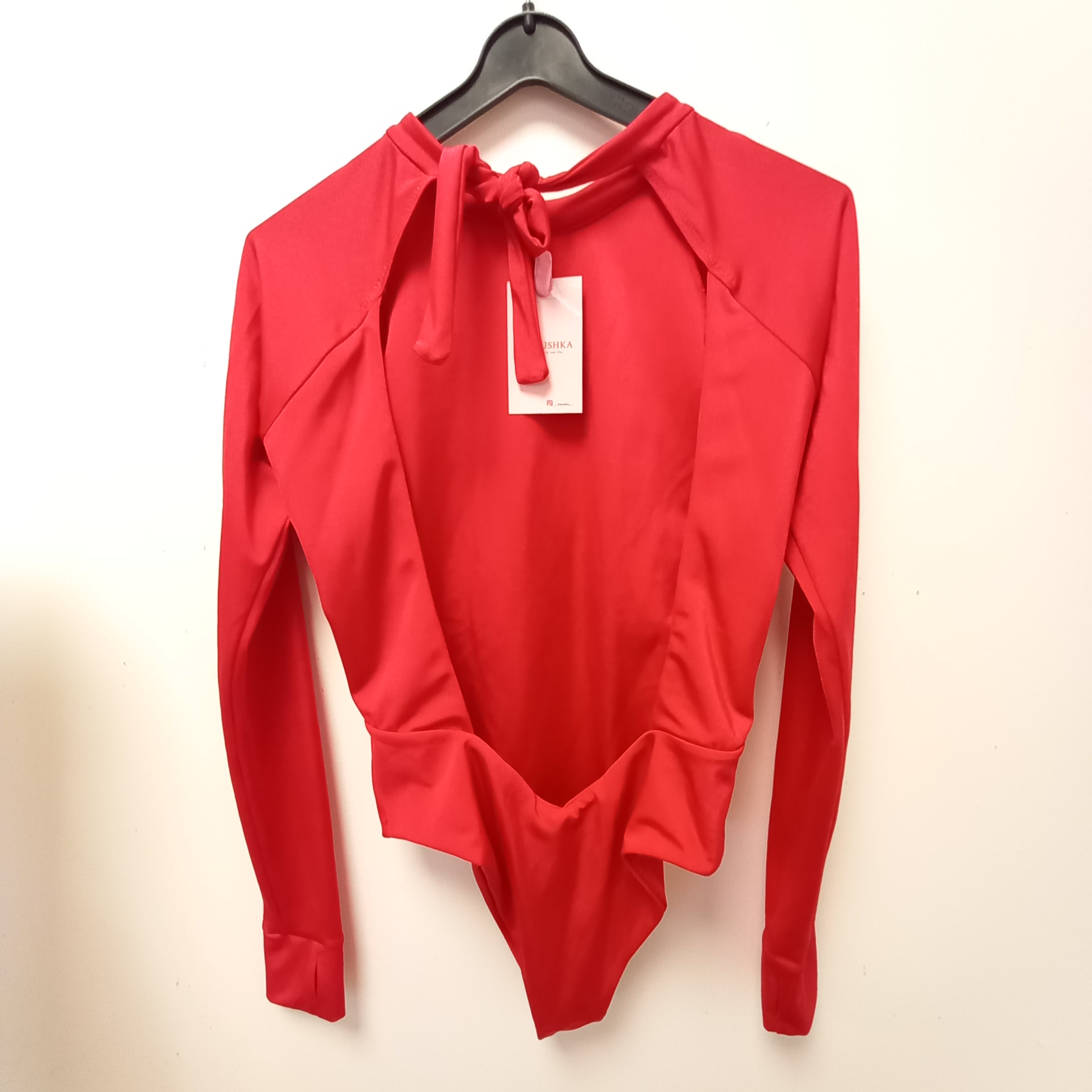 Voir photo 2 de Sport tenue de patinage artistique rouge 1 pièce. BANUSHKA T.38 Sport tenue de patinage artistique rouge 1 pièce. BANUSHKA T.38 Parfait état reconditionné photo 2