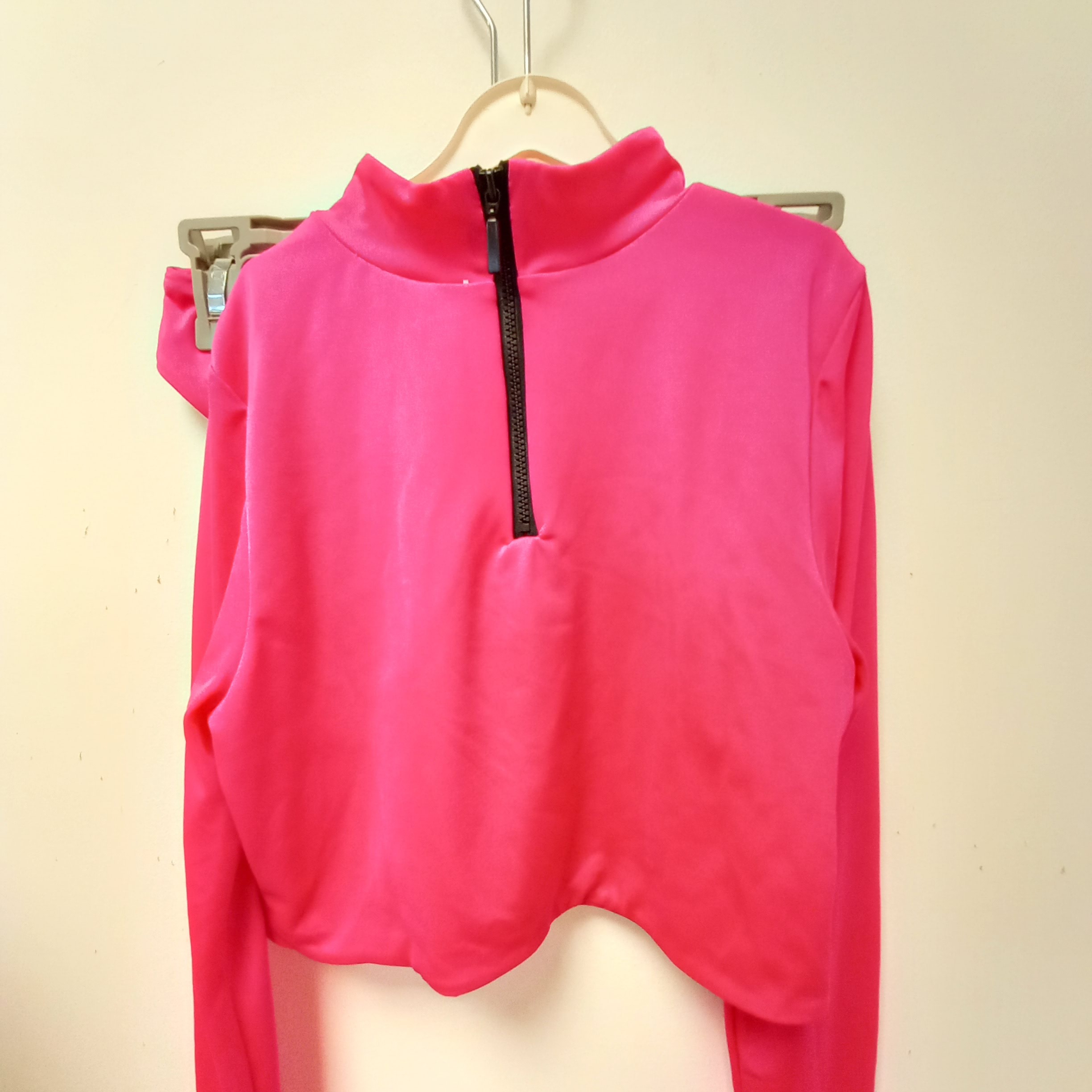 Voir photo 3 de Sport tenue pour patinage artistique rose 2 pièces. BANUSHKA T.34 Sport tenue pour patinage artistique rose 2 pièces. BANUSHKA T.34 Parfait état reconditionné photo 3