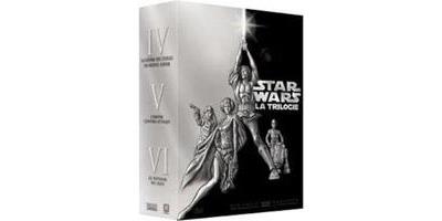 Acheter STAR WARS/TRILOGY/BOX/BILINGUE État correct - 11,44 € STAR WARS/TRILOGY/BOX/BILINGUE État correct reconditionné disponible sur Fnac