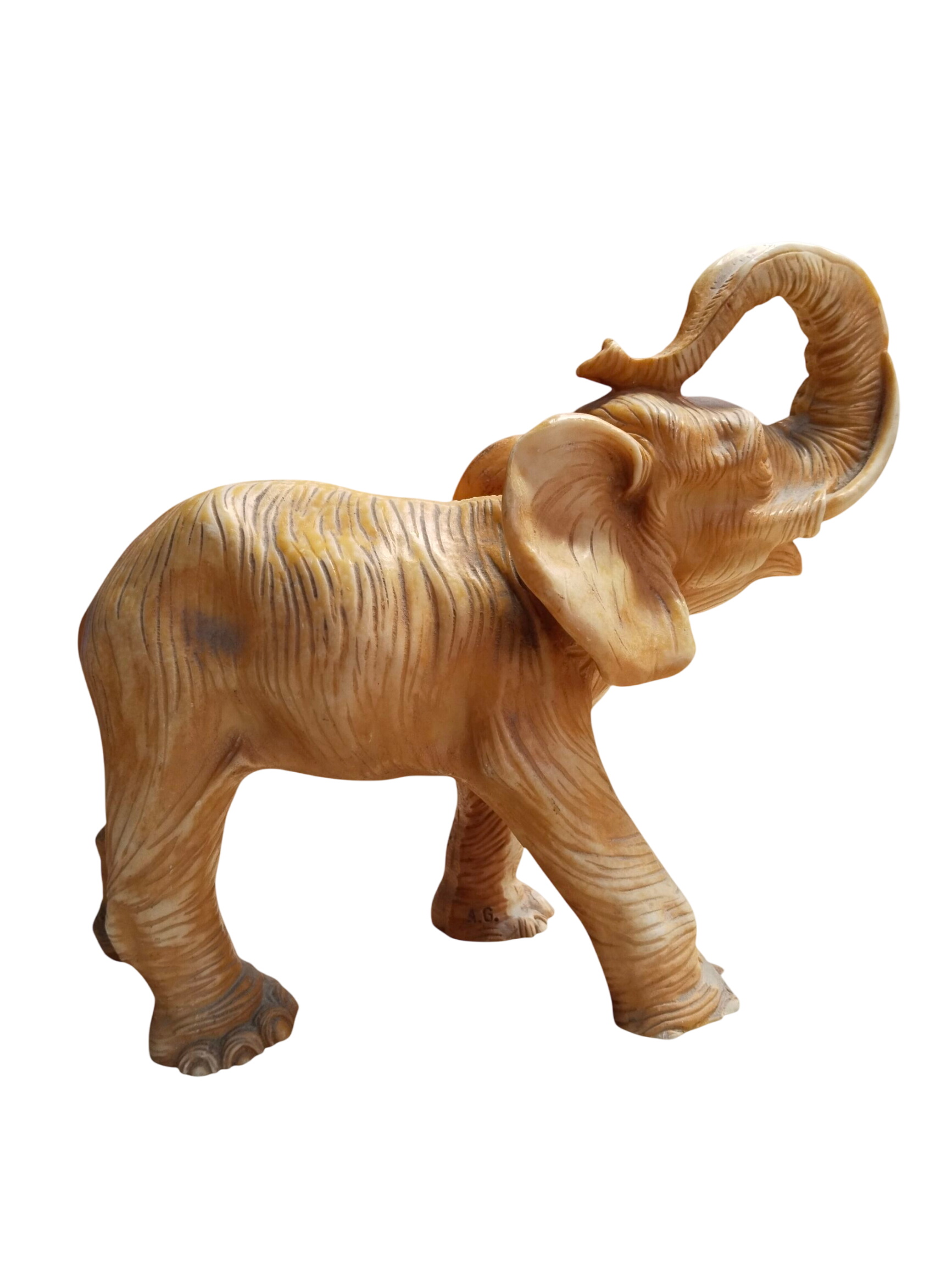 Statue Éléphant en résine État correct - 32,00 € Statue Éléphant en résine État correct reconditionné disponible sur Label Emmaüs