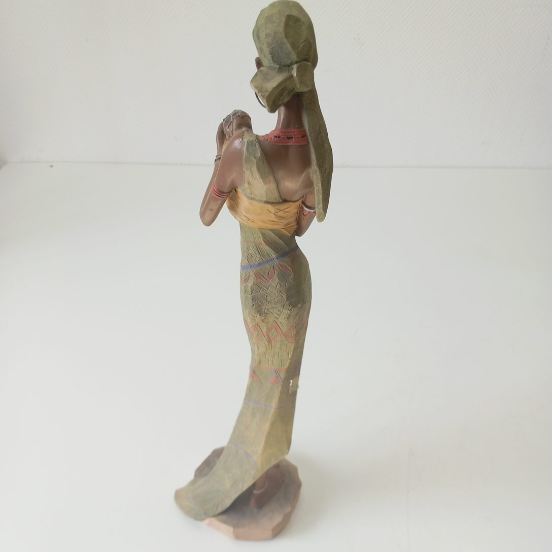Voir photo 2 de Statuette Africaine en Résine Statuette Africaine en Résine Bon état reconditionné photo 2