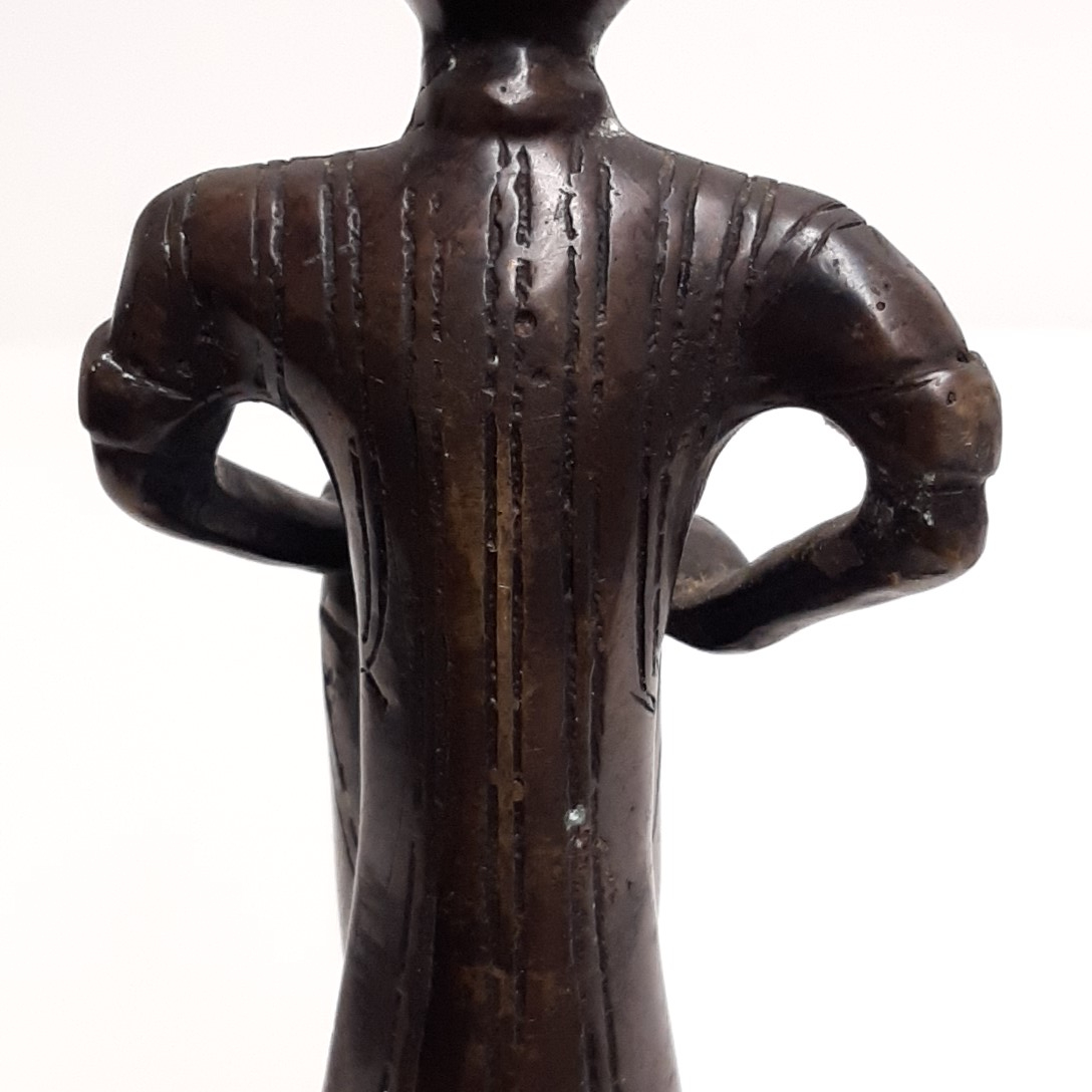 Voir photo 4 de Statuette batteur de tam-tam en regule Statuette batteur de tam-tam en regule Bon état reconditionné photo 4