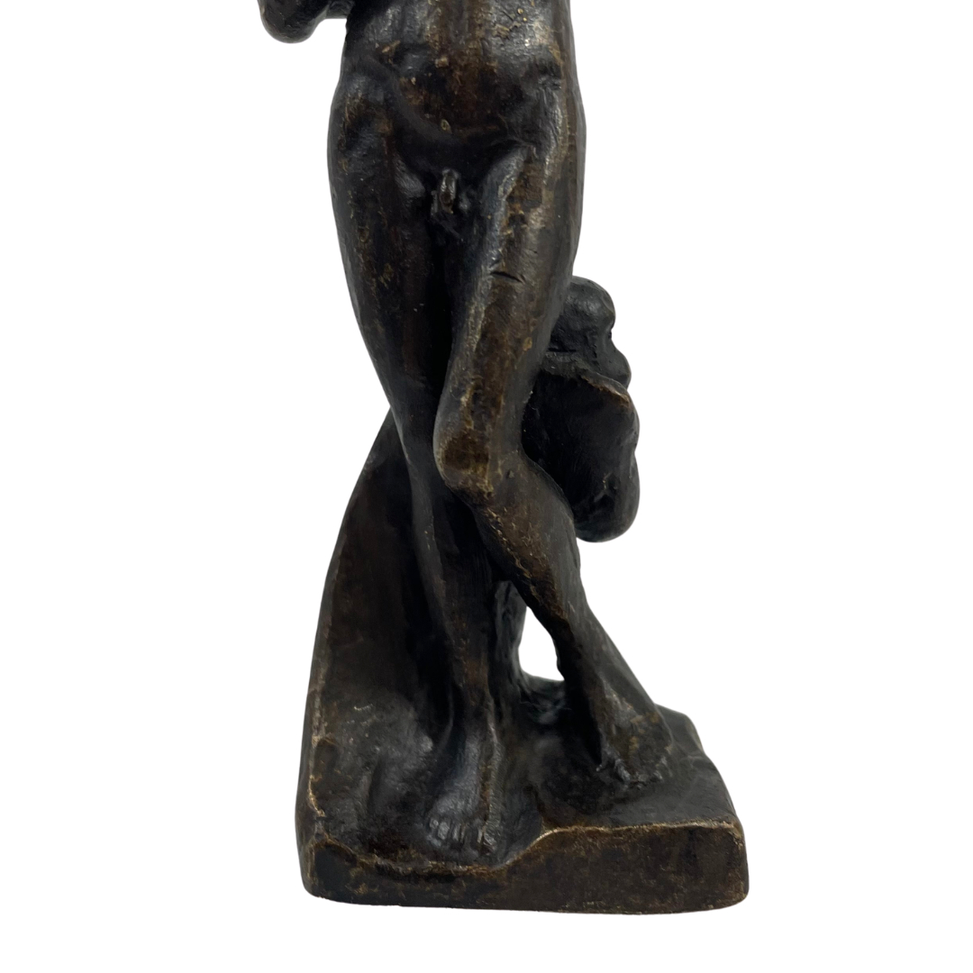 Voir photo 6 de Statuette en Bronze - Reproduction de l'œuvre "L'esclave mourant" (1516) Statuette en Bronze - Reproduction de l'œuvre "L'esclave mourant" (1516) Très bon état reconditionné photo 6